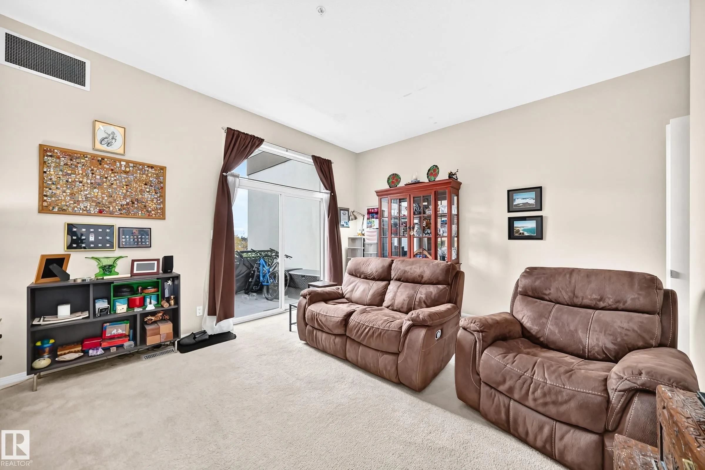 10407 122 Street