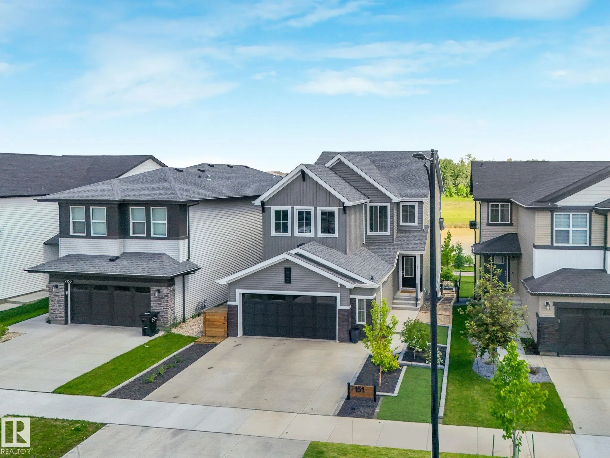 7151 EDGEMONT Way