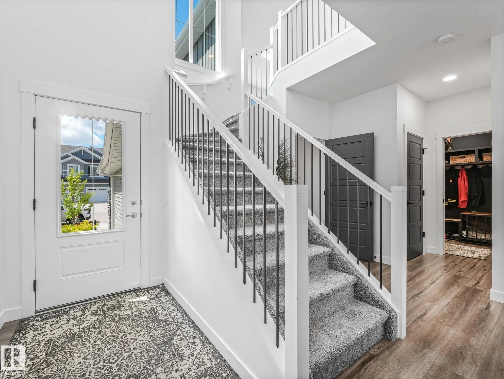 7151 EDGEMONT Way