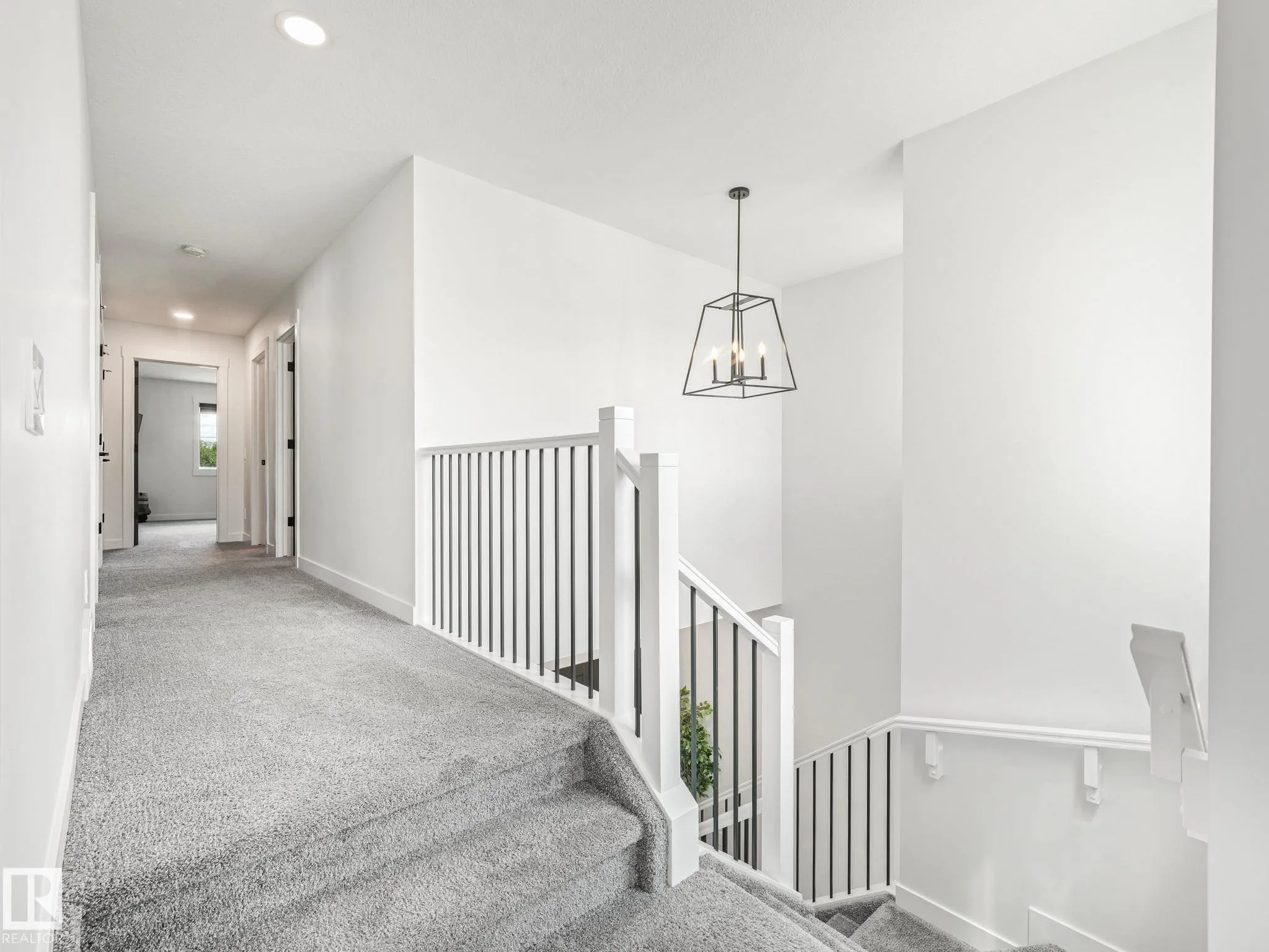 7151 EDGEMONT Way