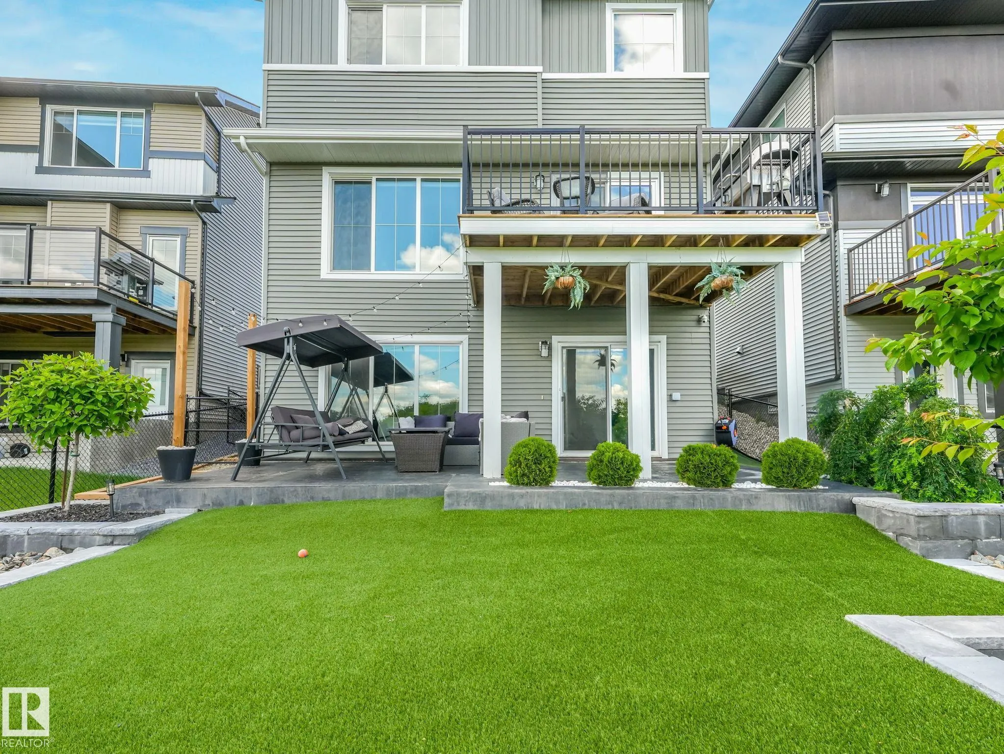 7151 EDGEMONT Way