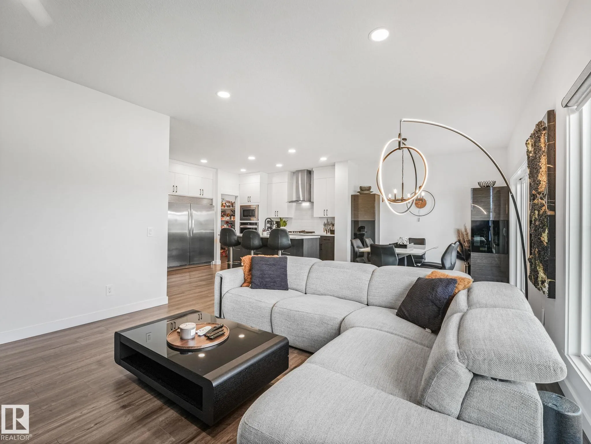 7151 EDGEMONT Way