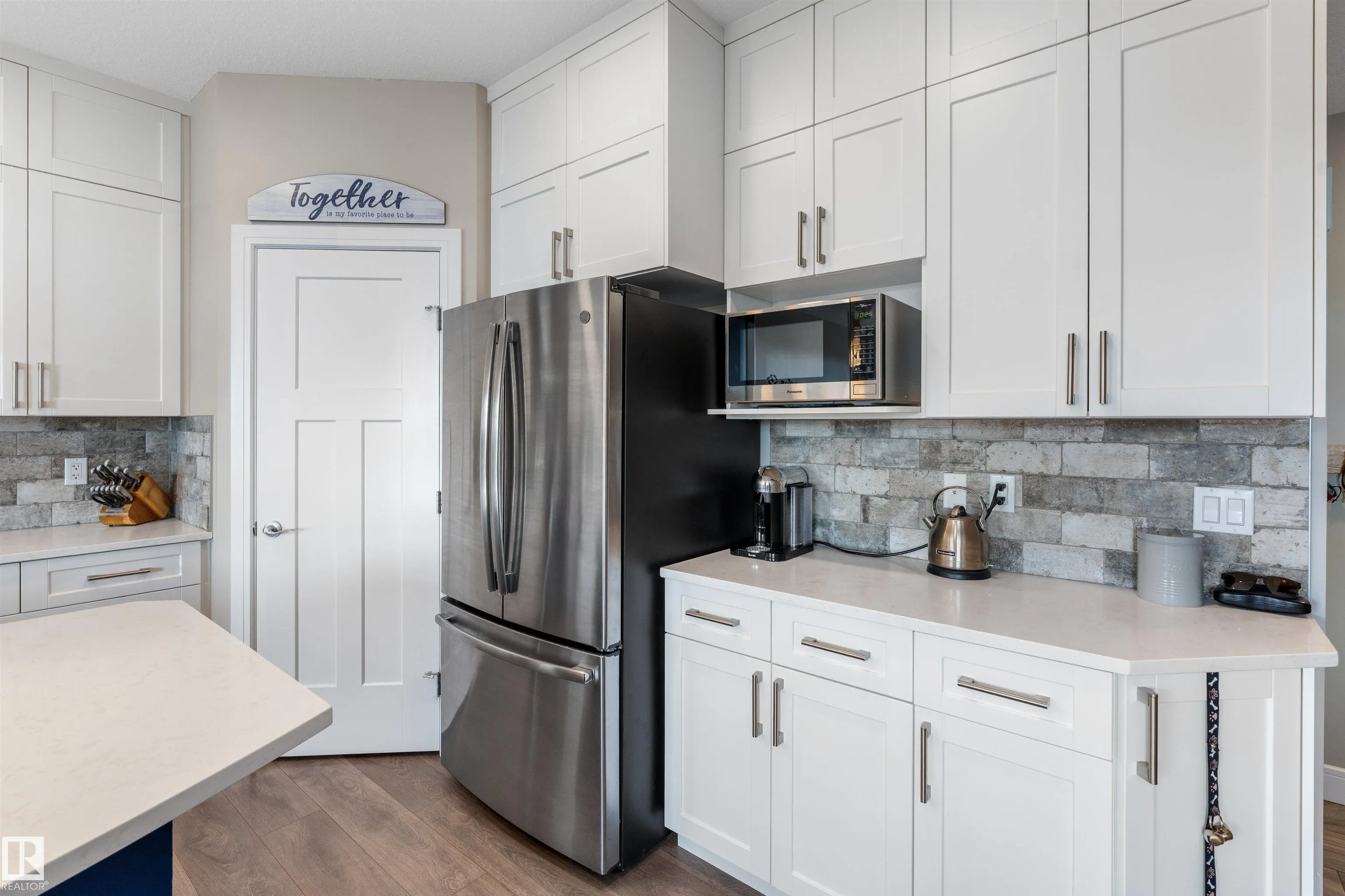 3334 PARKER Loop