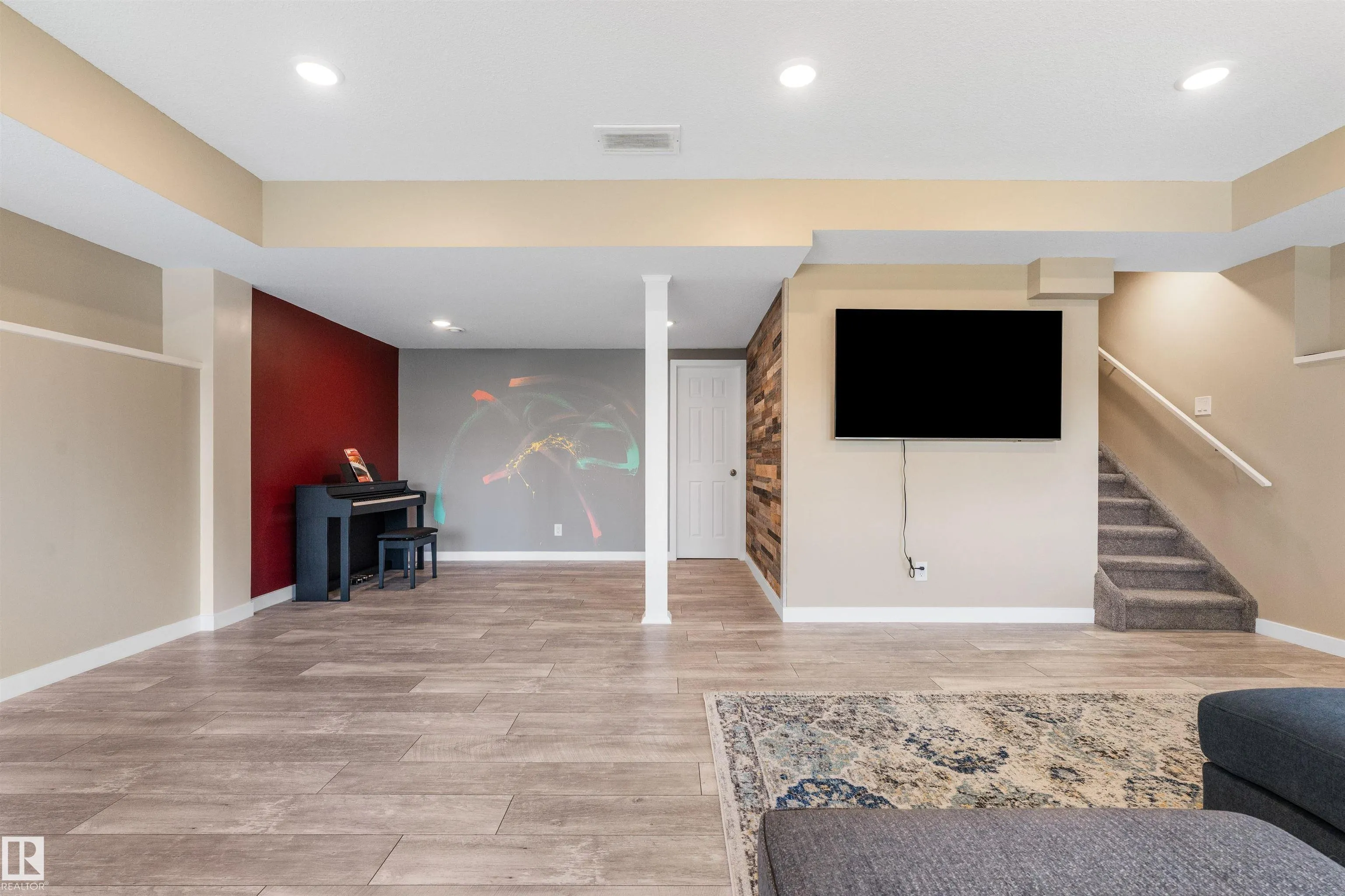 3334 PARKER Loop