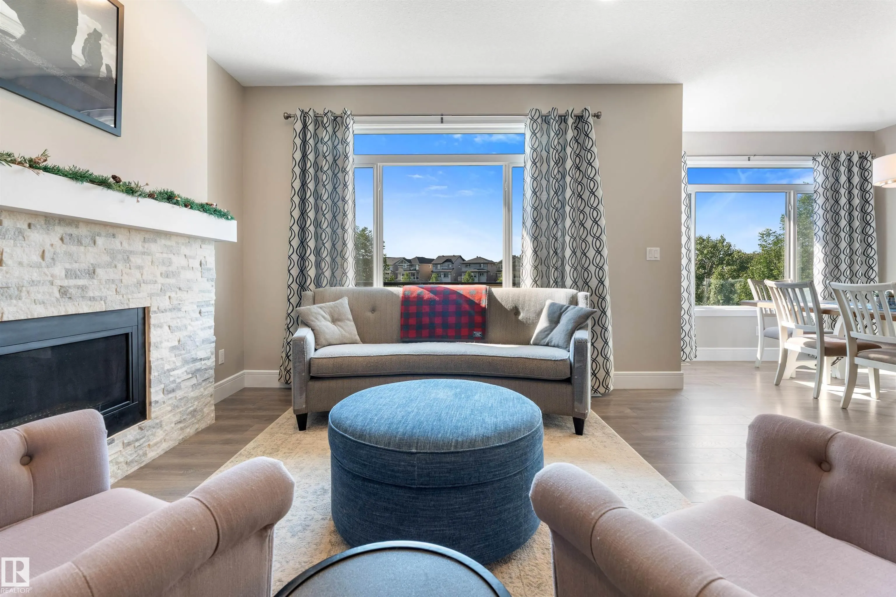 3334 PARKER Loop