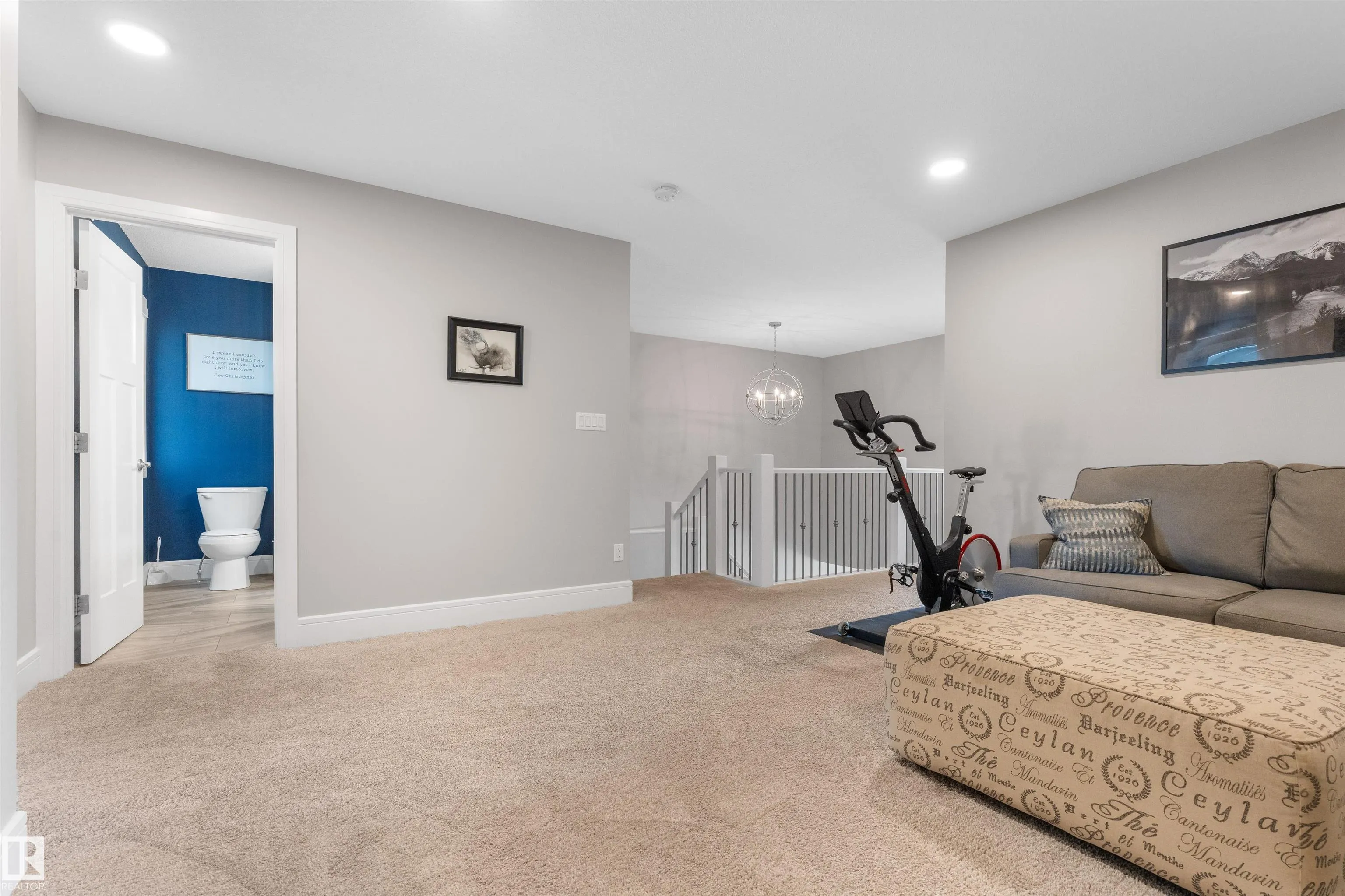 3334 PARKER Loop