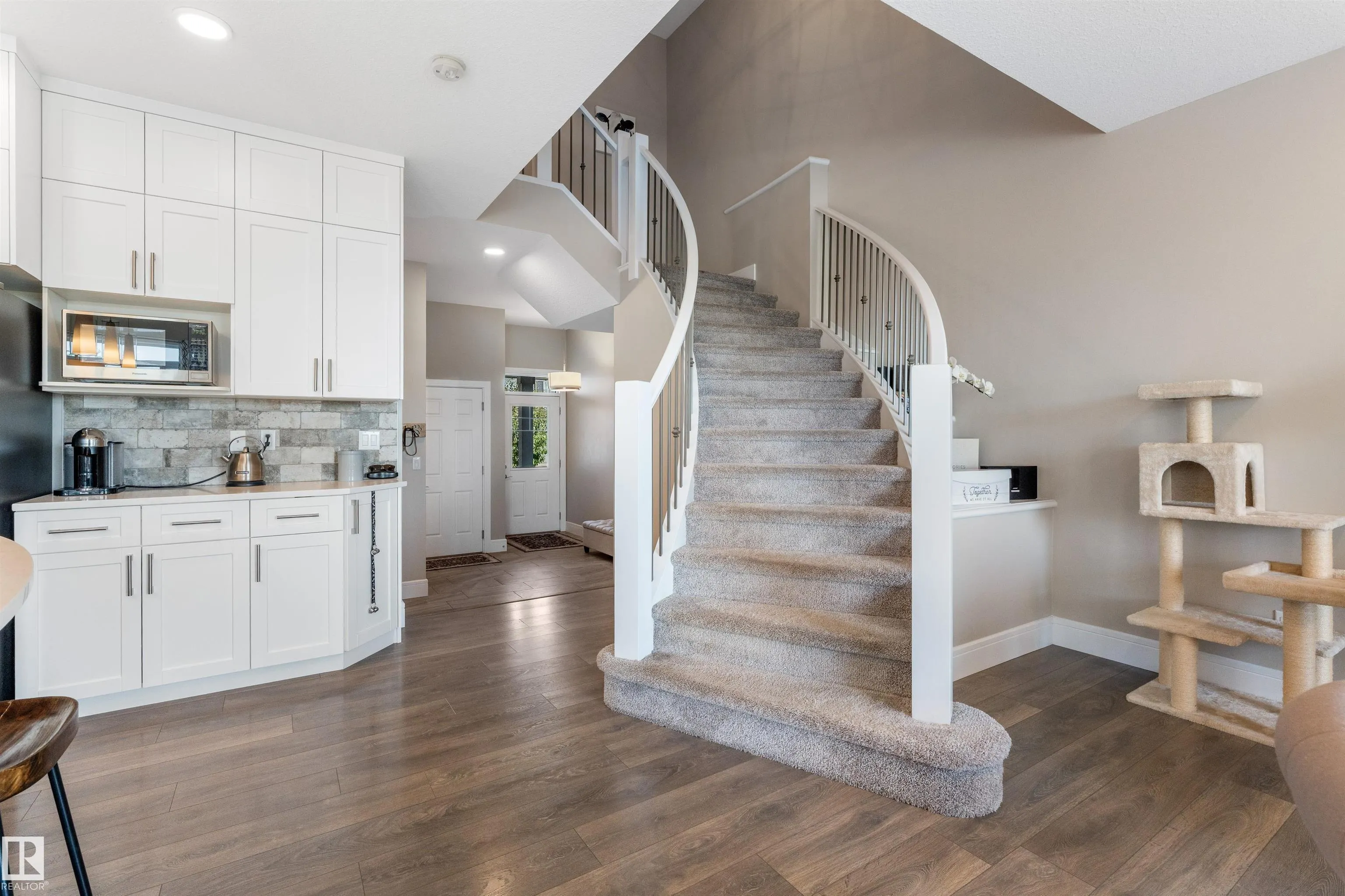 3334 PARKER Loop