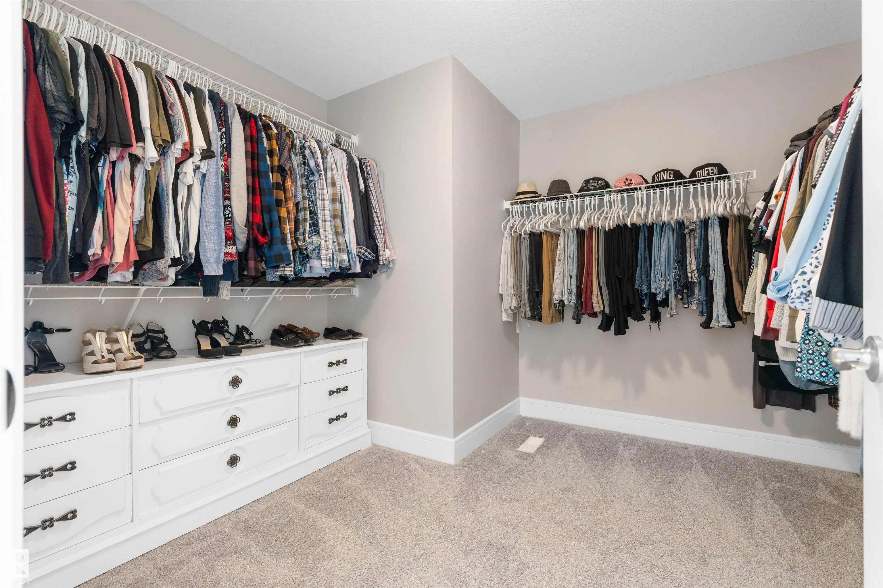 3334 PARKER Loop