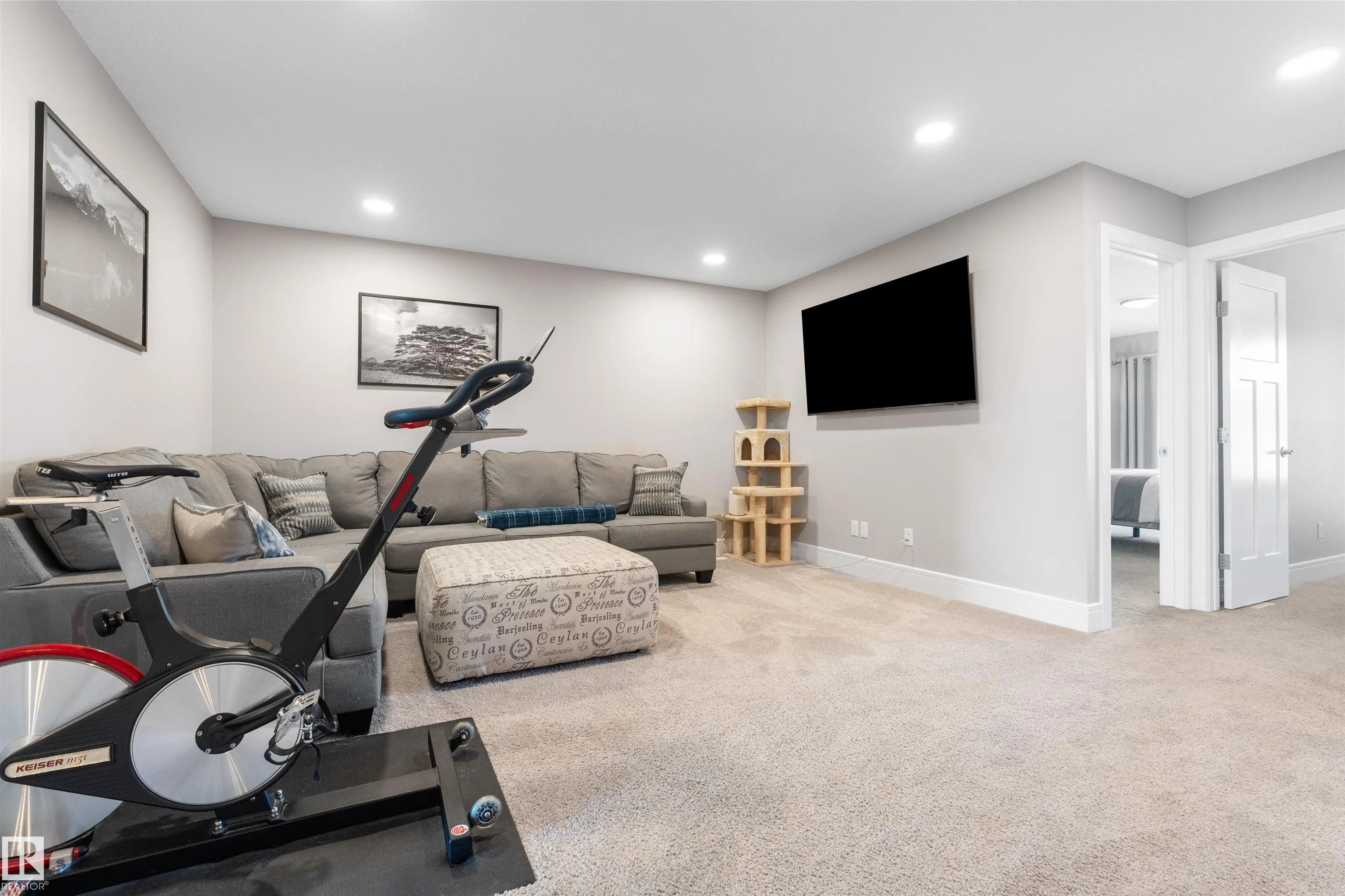 3334 PARKER Loop