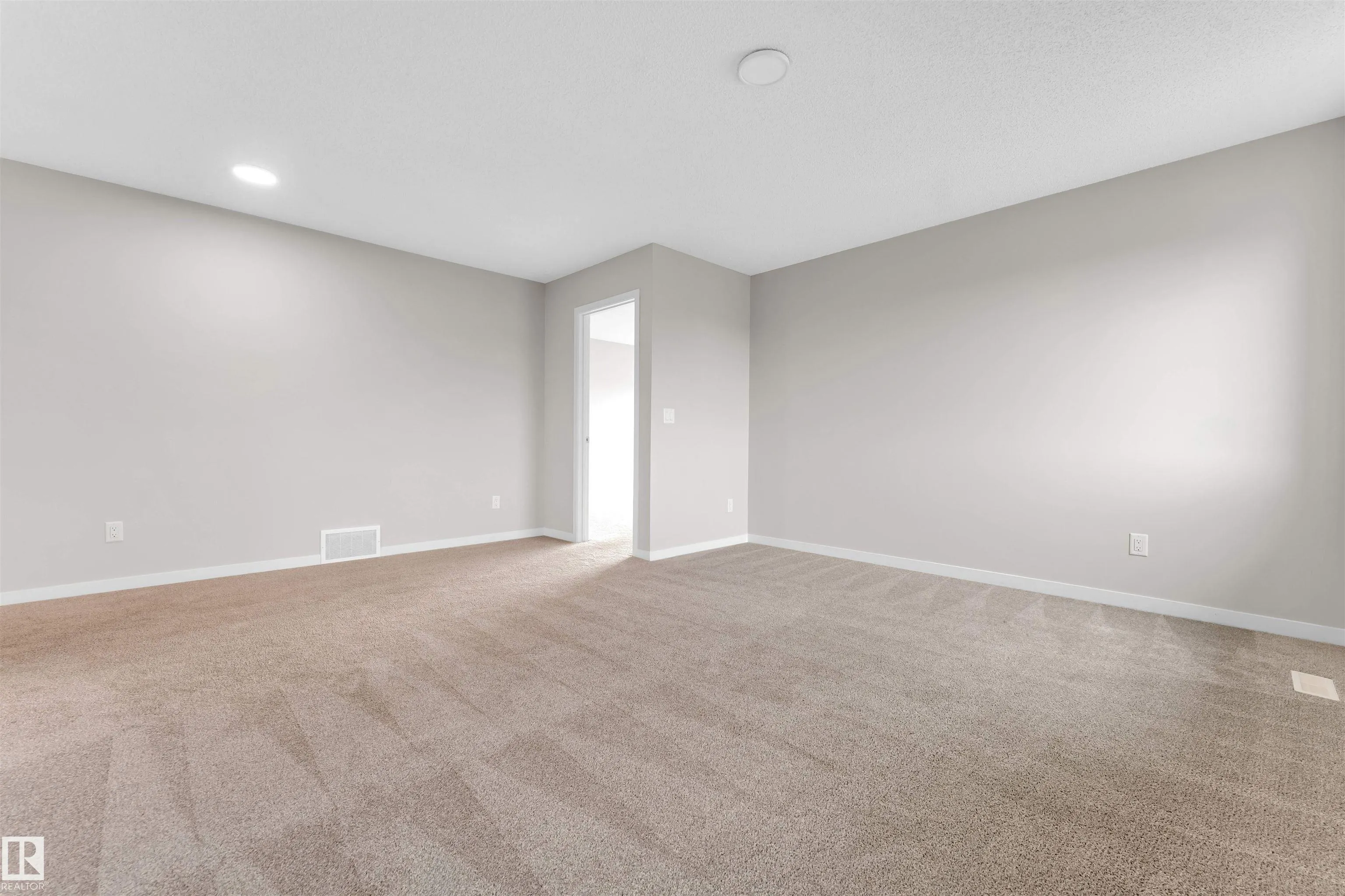 3404 CHECKNITA Terrace