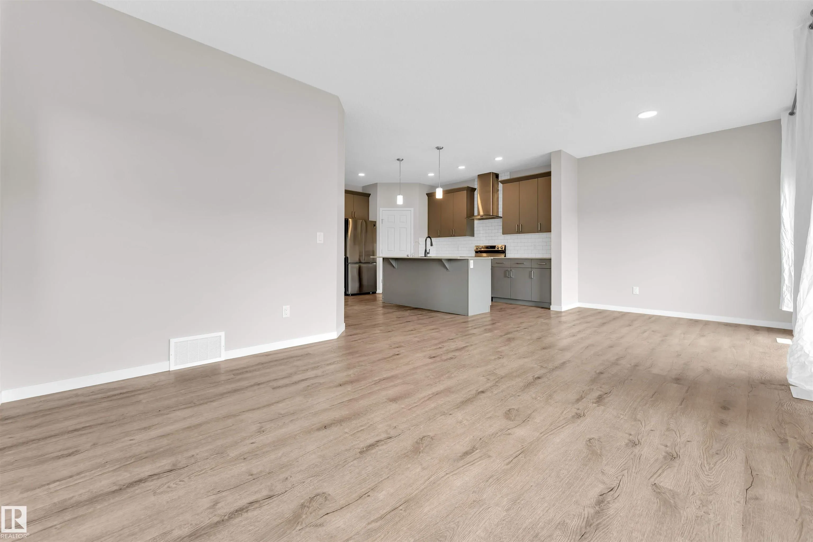 3404 CHECKNITA Terrace