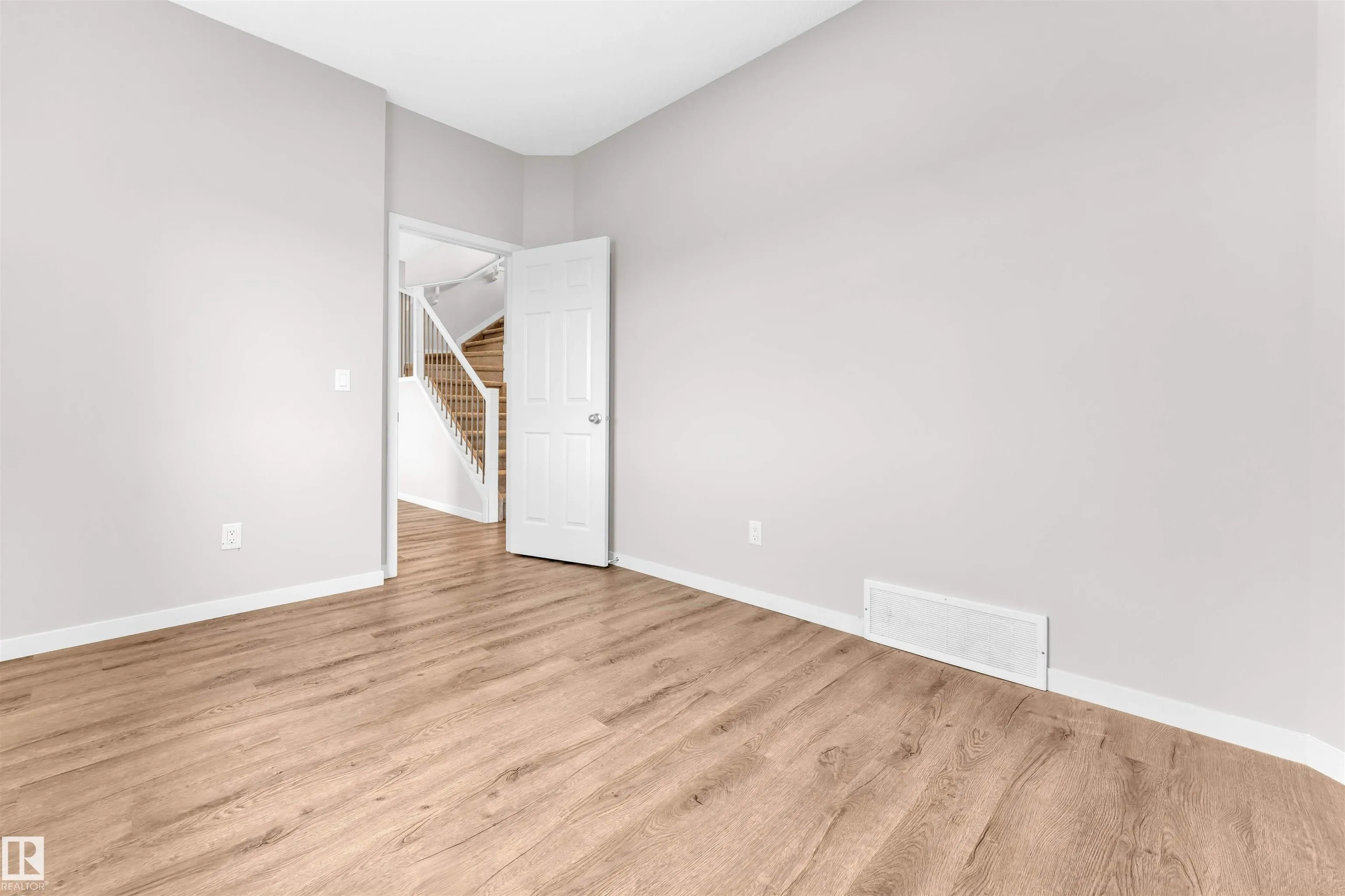 3404 CHECKNITA Terrace