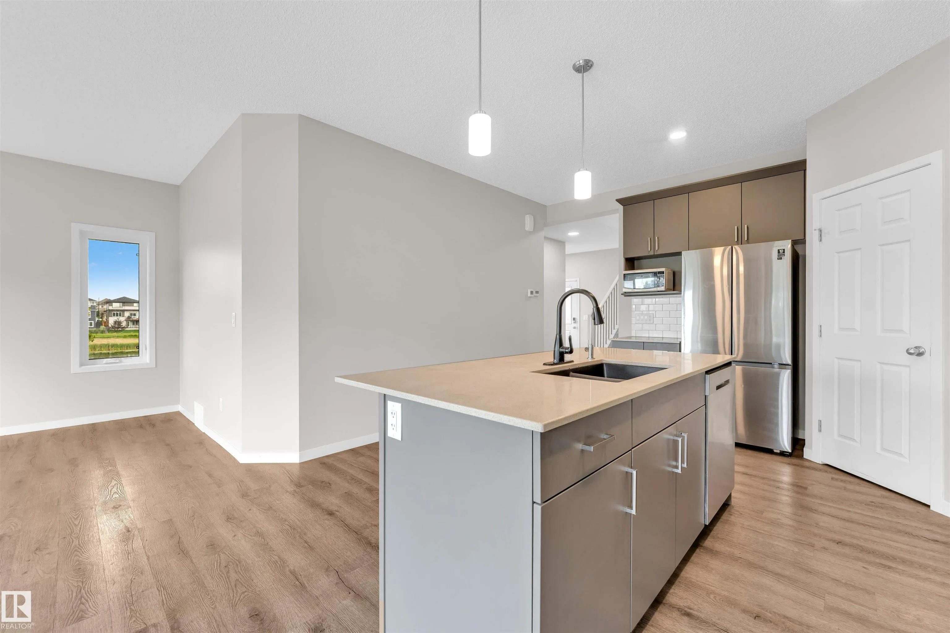 3404 CHECKNITA Terrace
