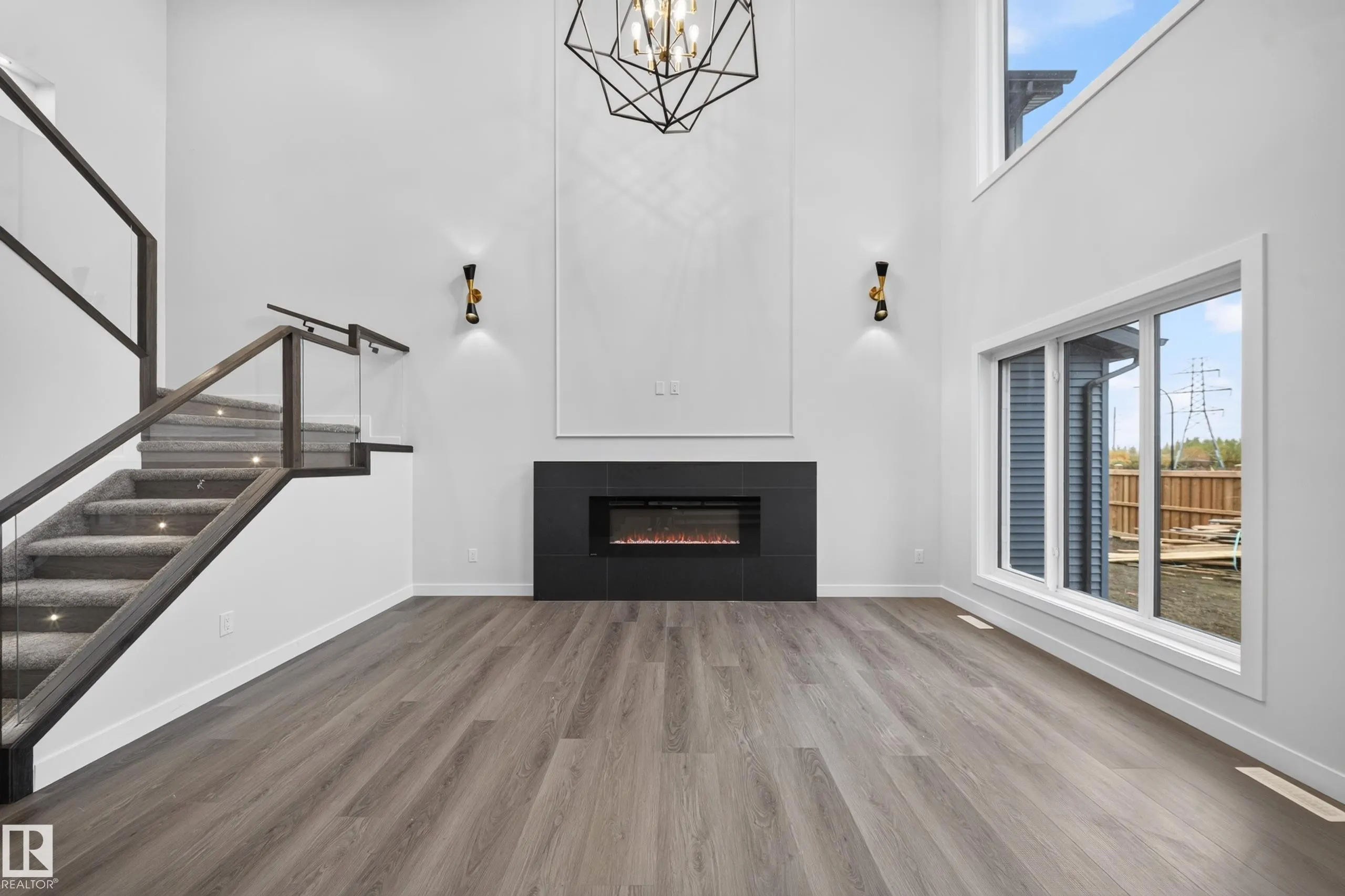 115 28 Street
