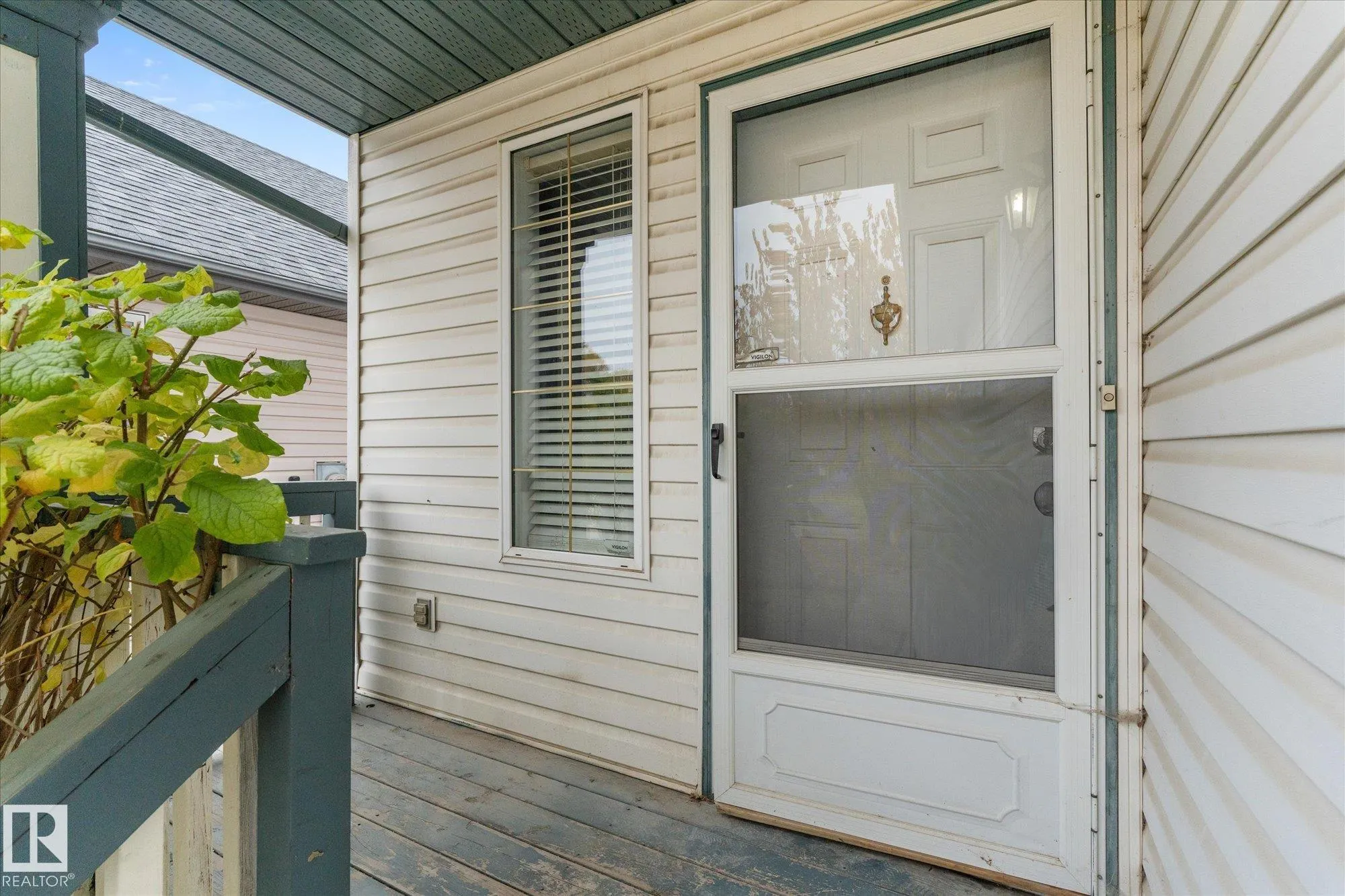 407 BRECKENRIDGE Lane