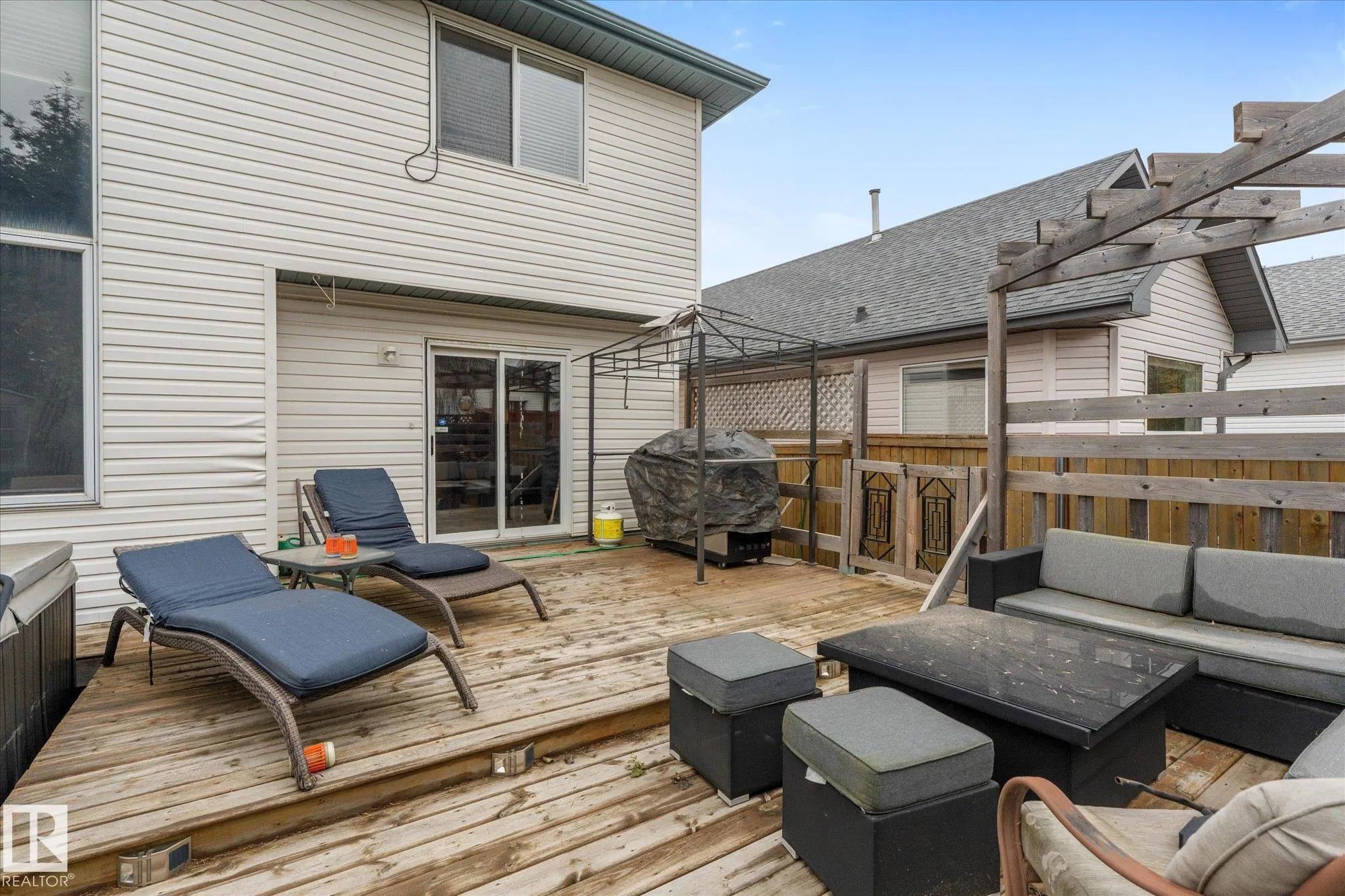 407 BRECKENRIDGE Lane