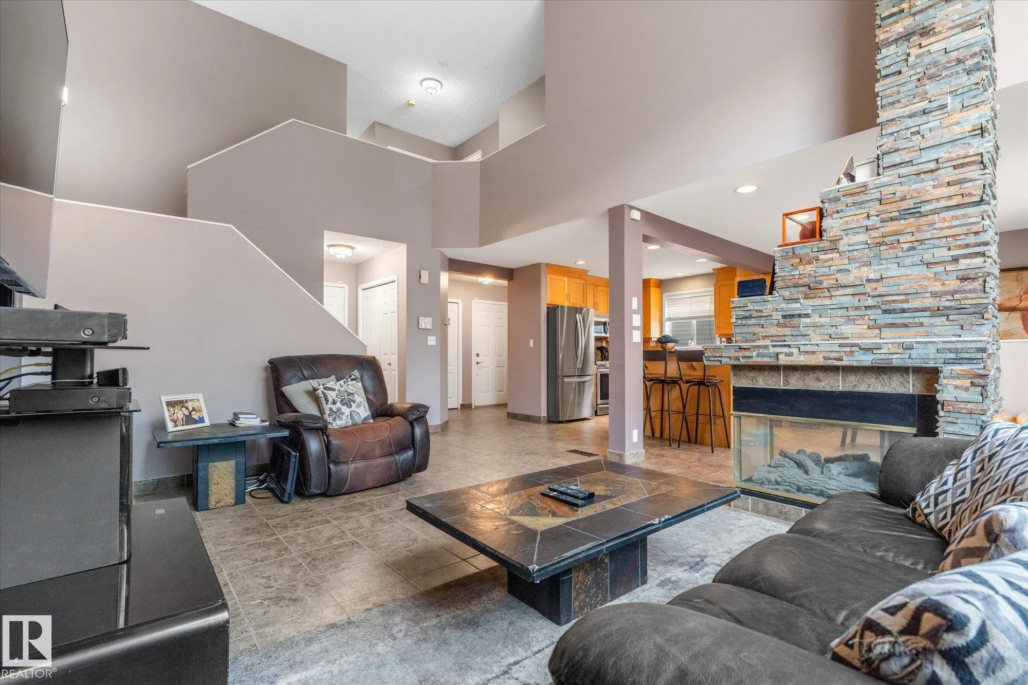 407 BRECKENRIDGE Lane