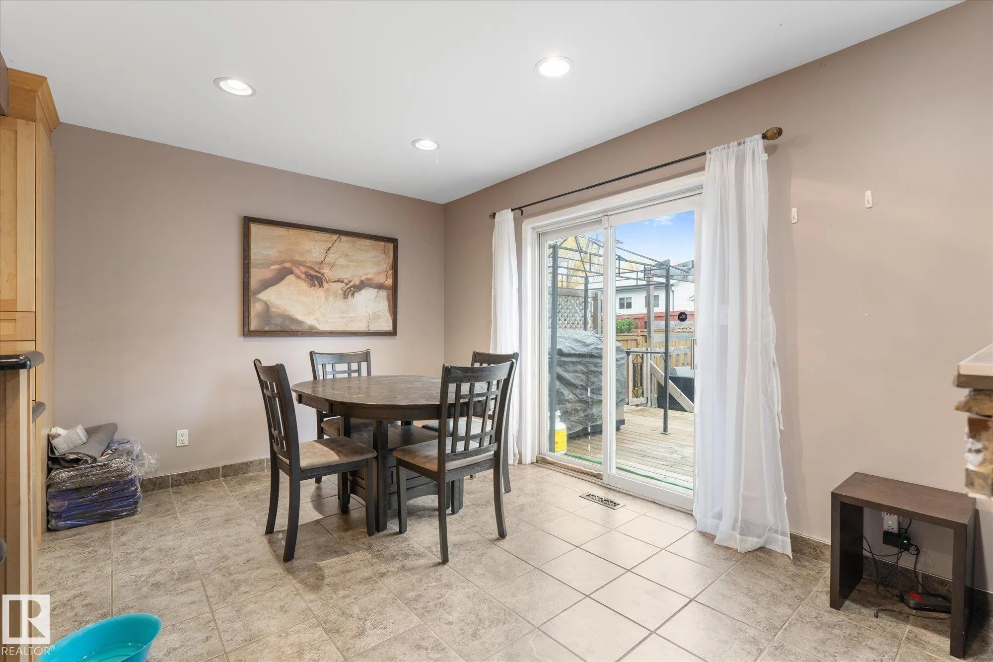 407 BRECKENRIDGE Lane