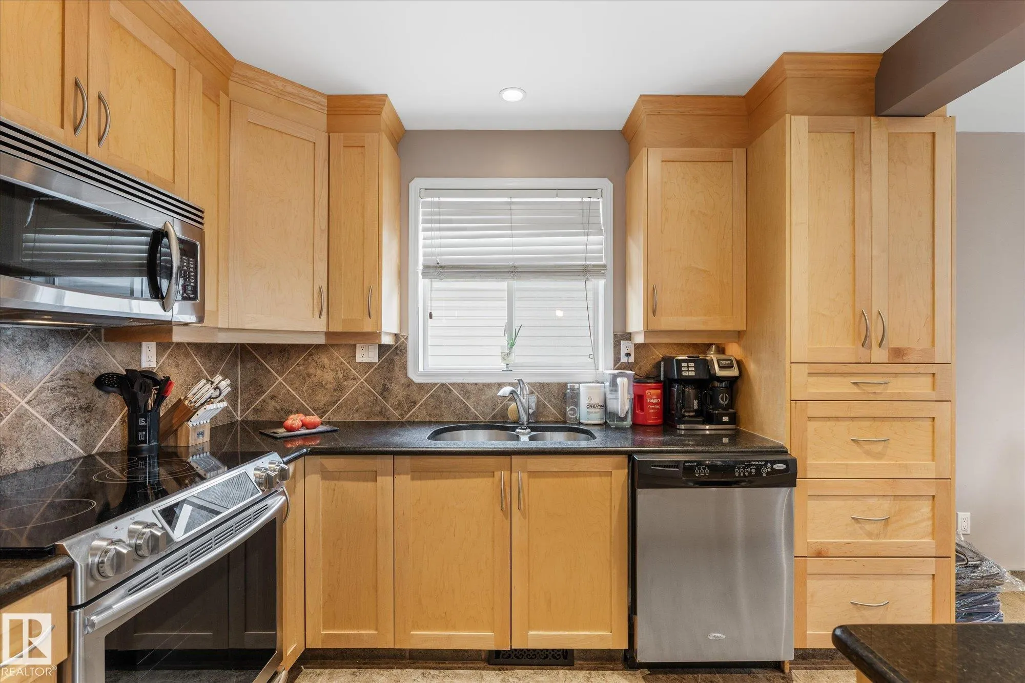 407 BRECKENRIDGE Lane