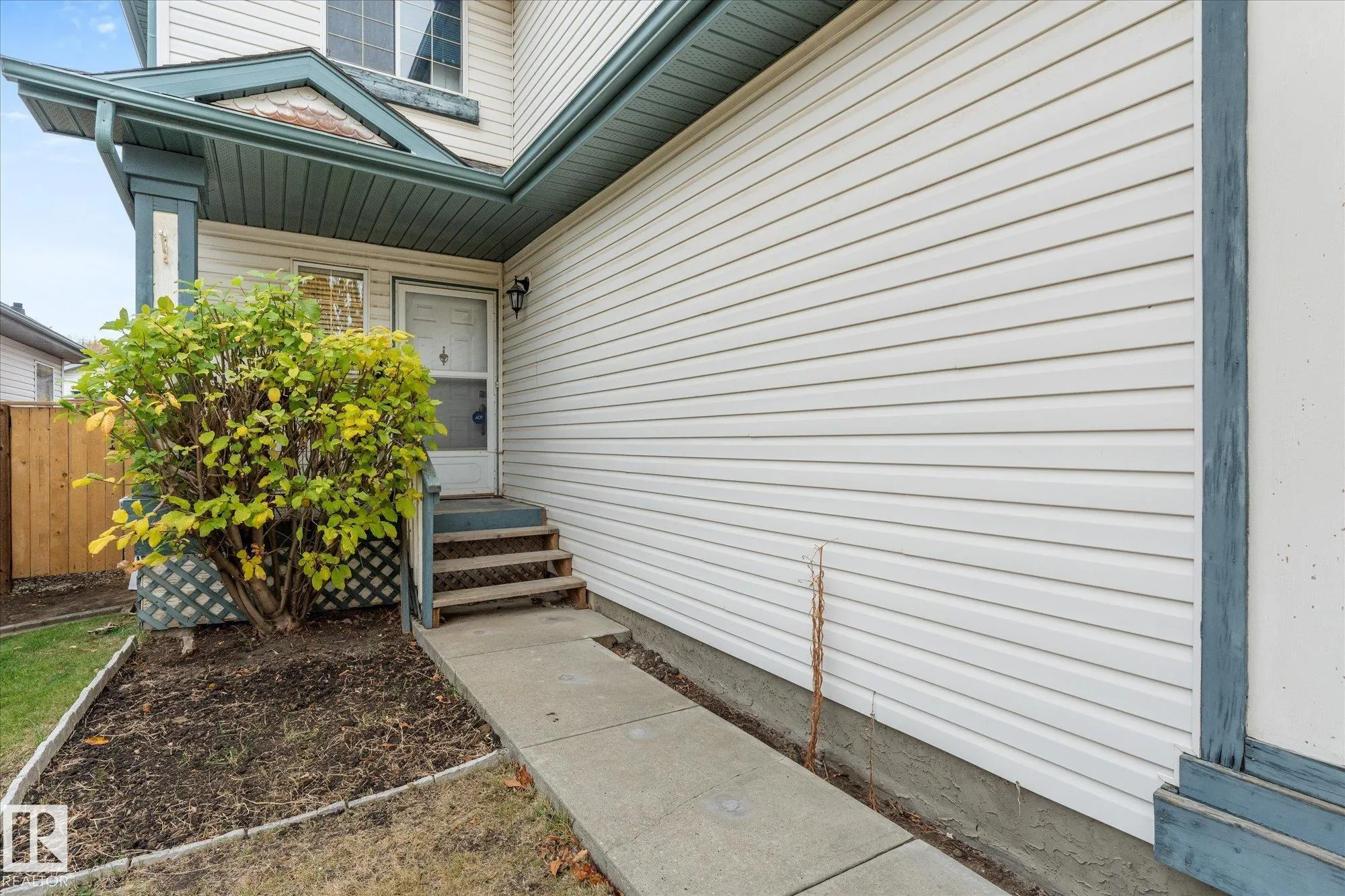407 BRECKENRIDGE Lane