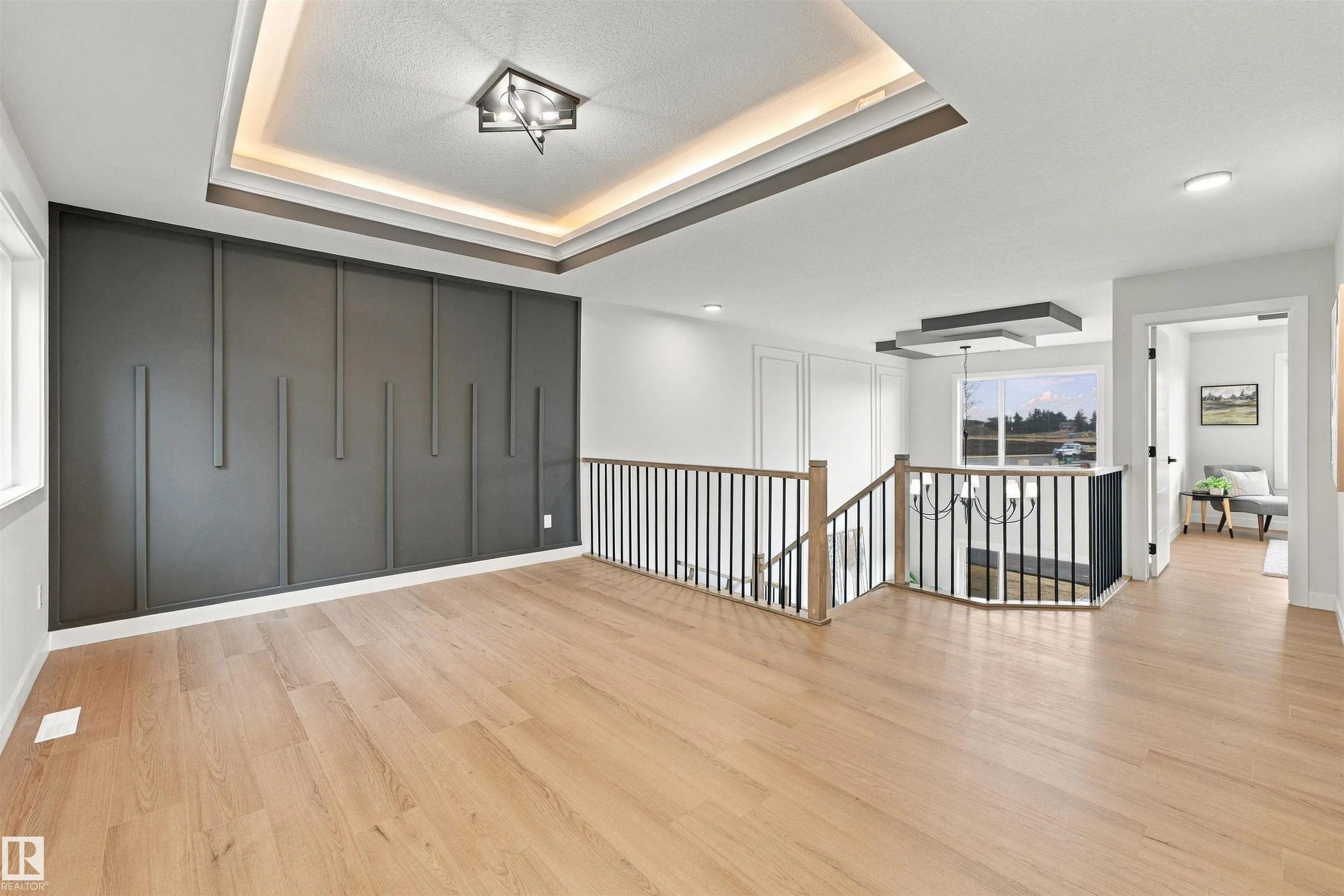 3805 38 Ave