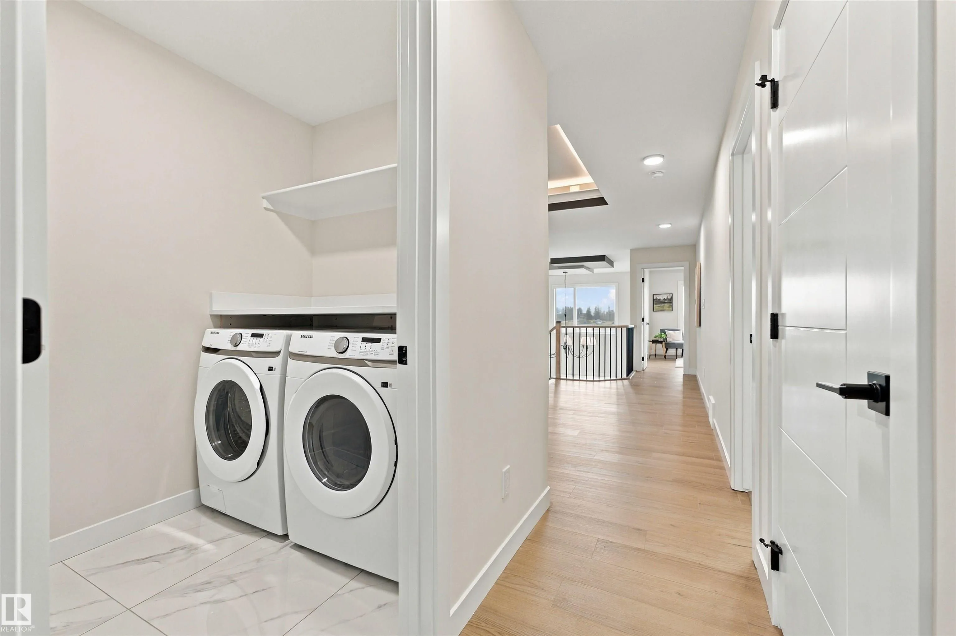 3805 38 Ave