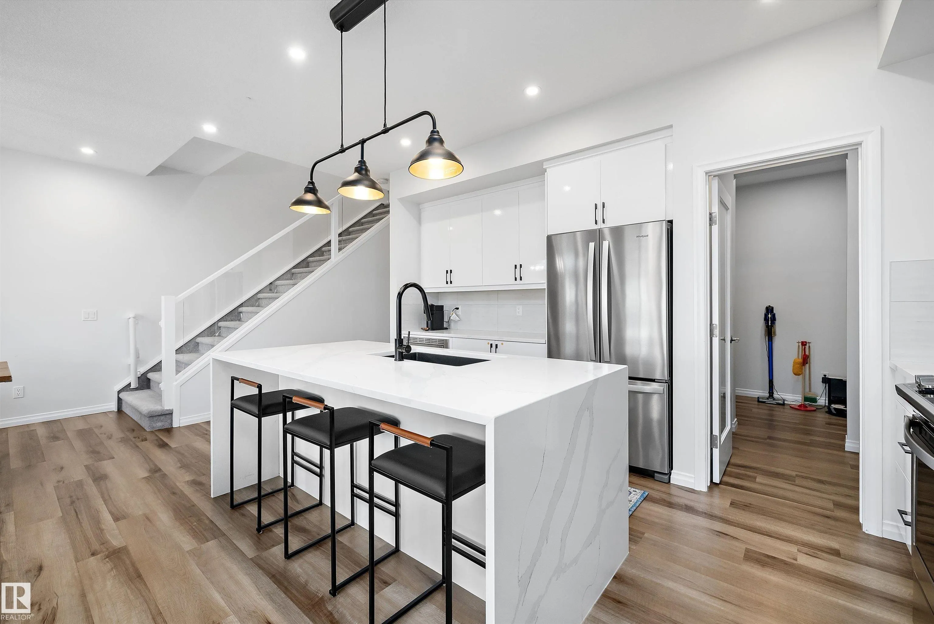 13052 211 Street