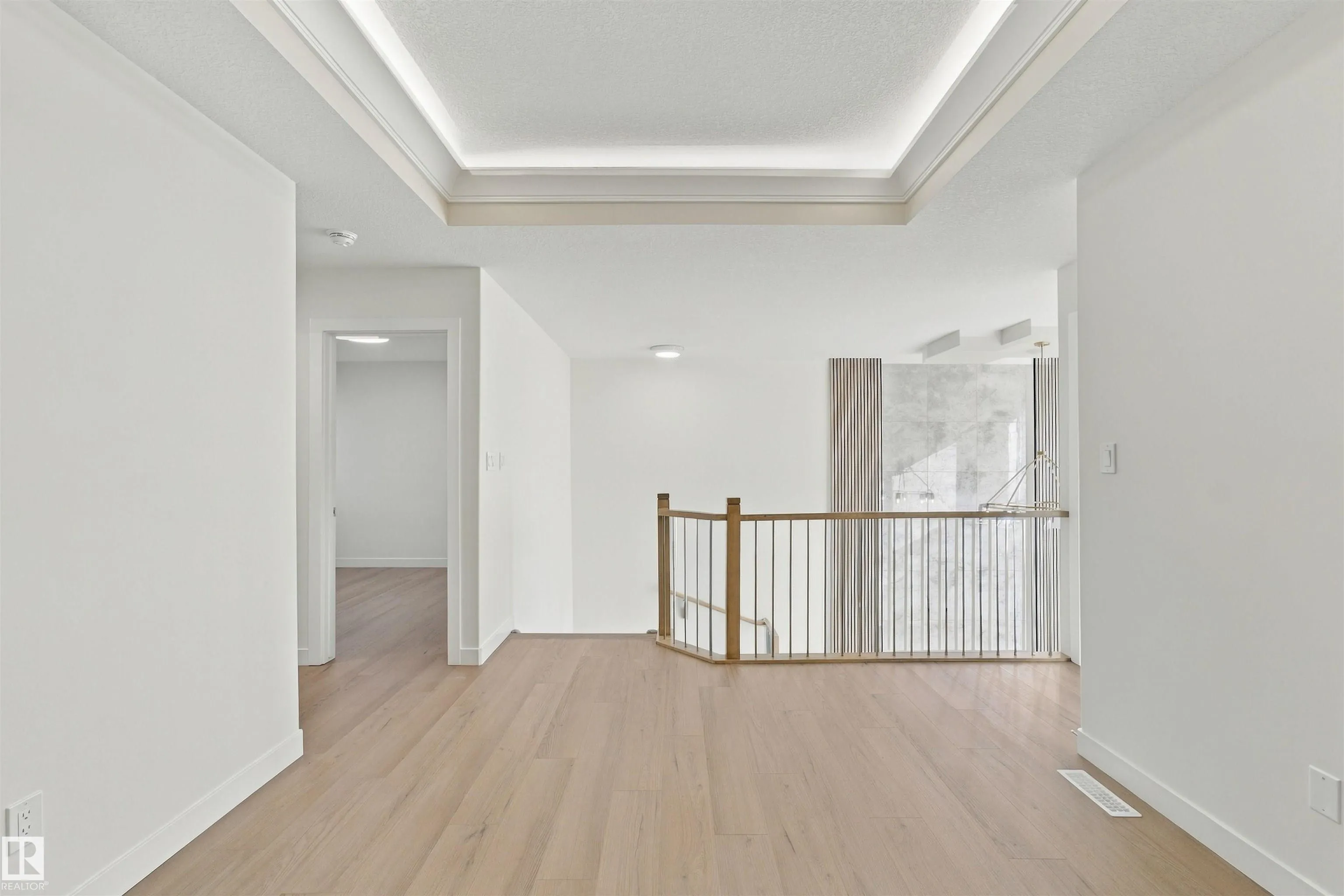 3824 39 St