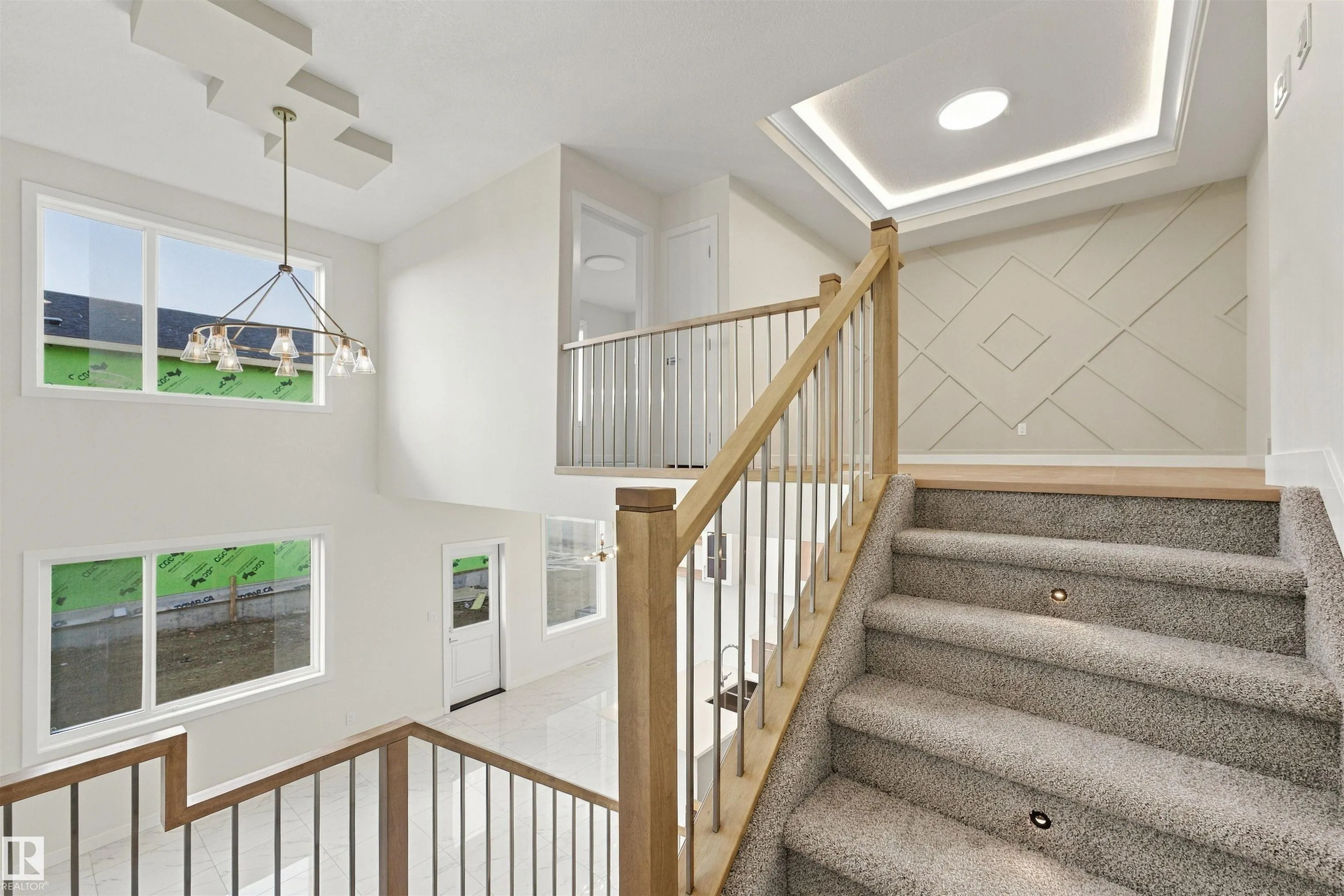 3824 39 St