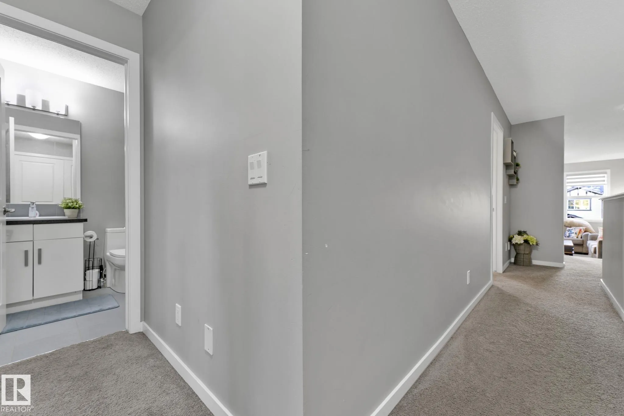 5914 ANTHONY Crescent