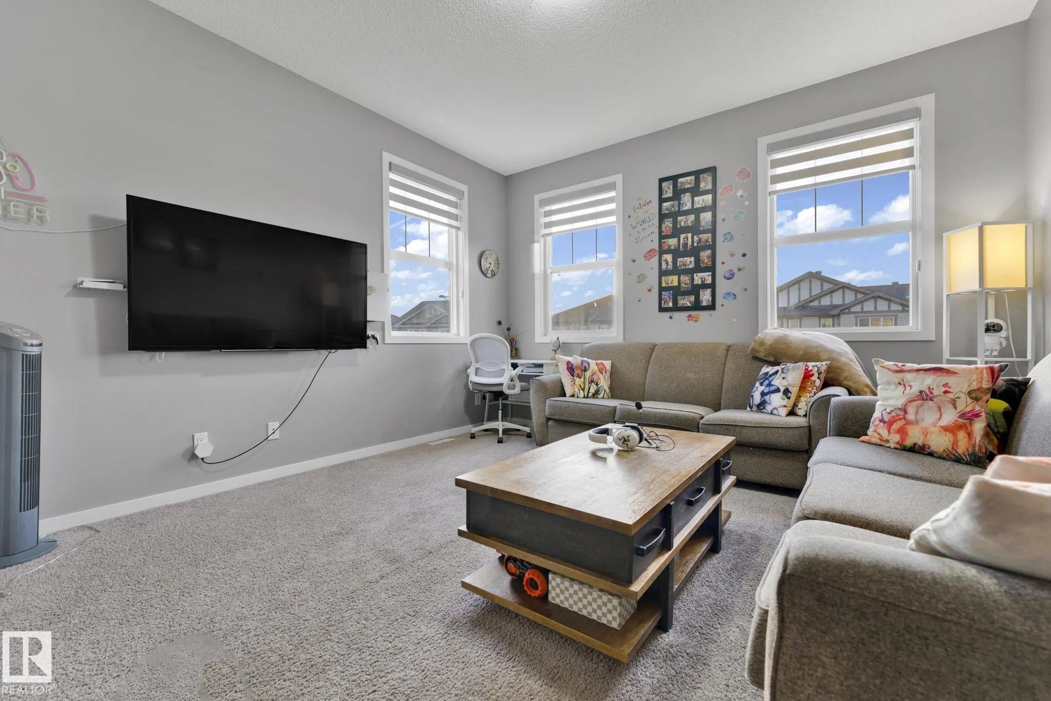 5914 ANTHONY Crescent