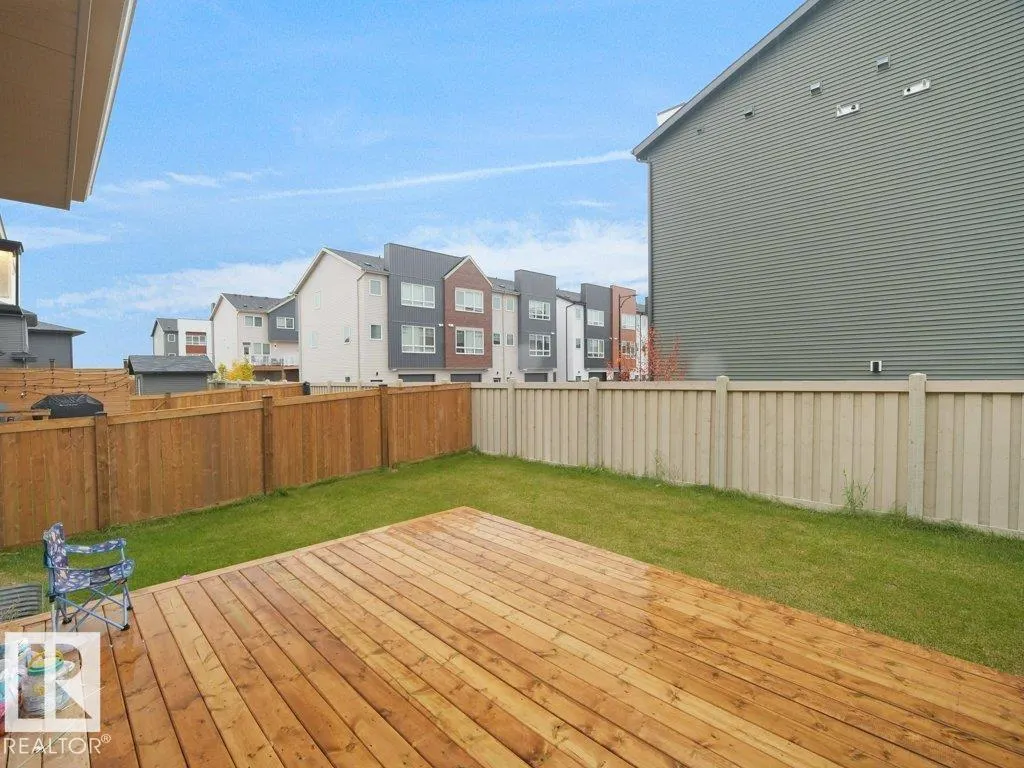 92 Edgefield Way