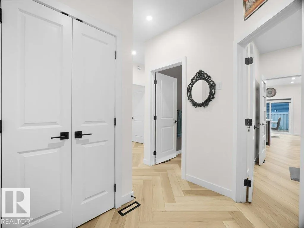 92 Edgefield Way