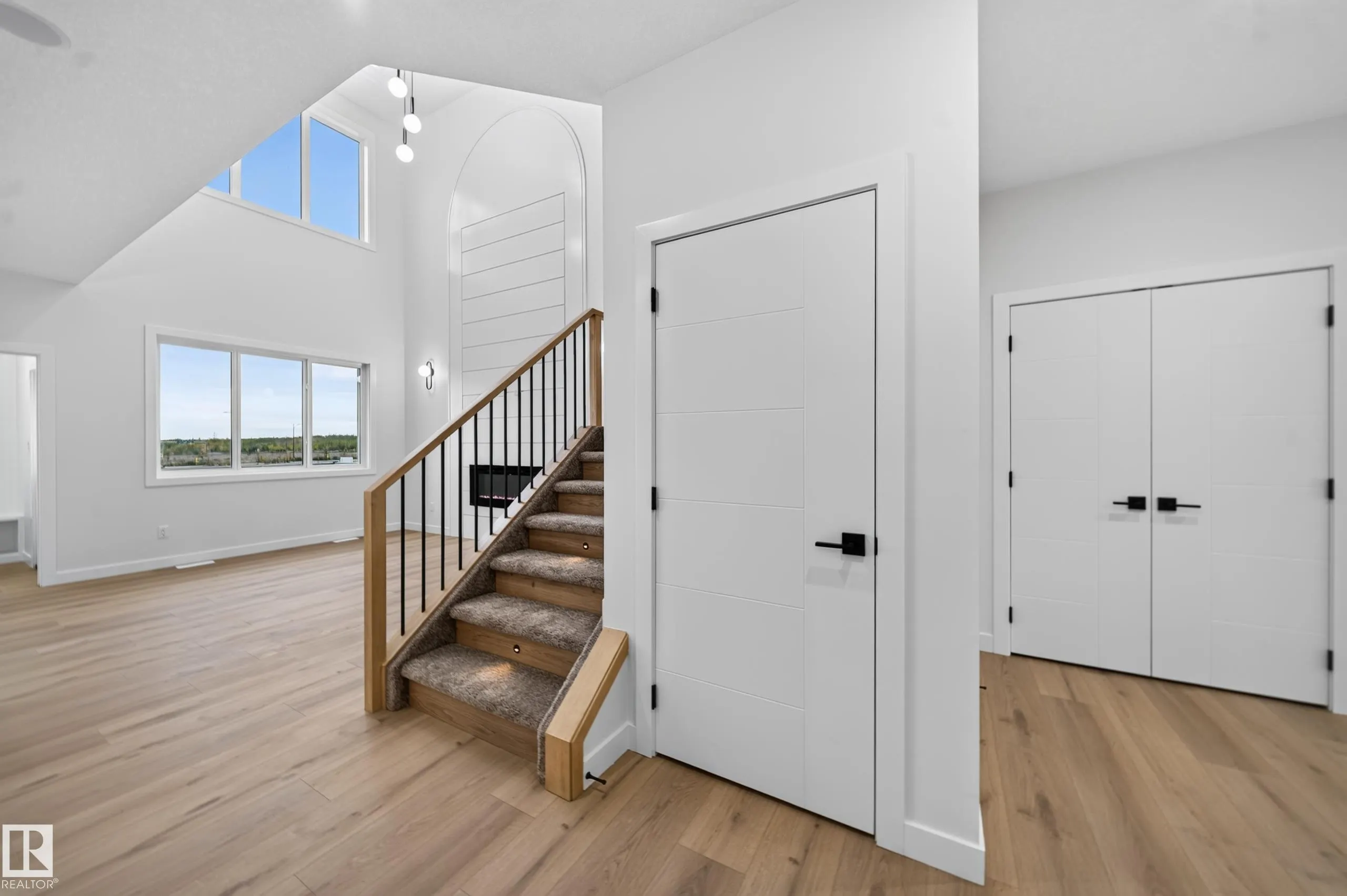 13007 186 Ave NW