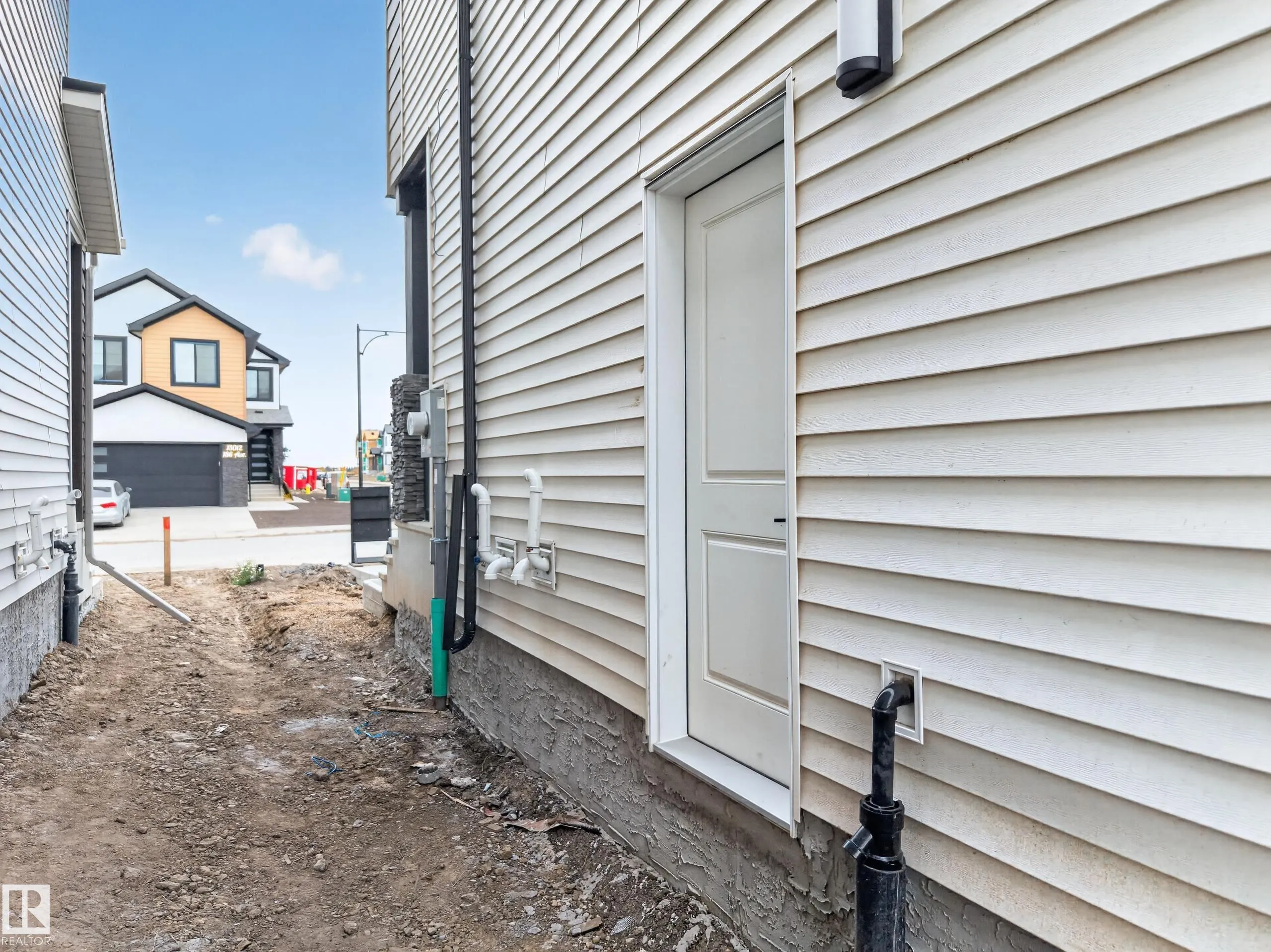 13007 186 Ave NW