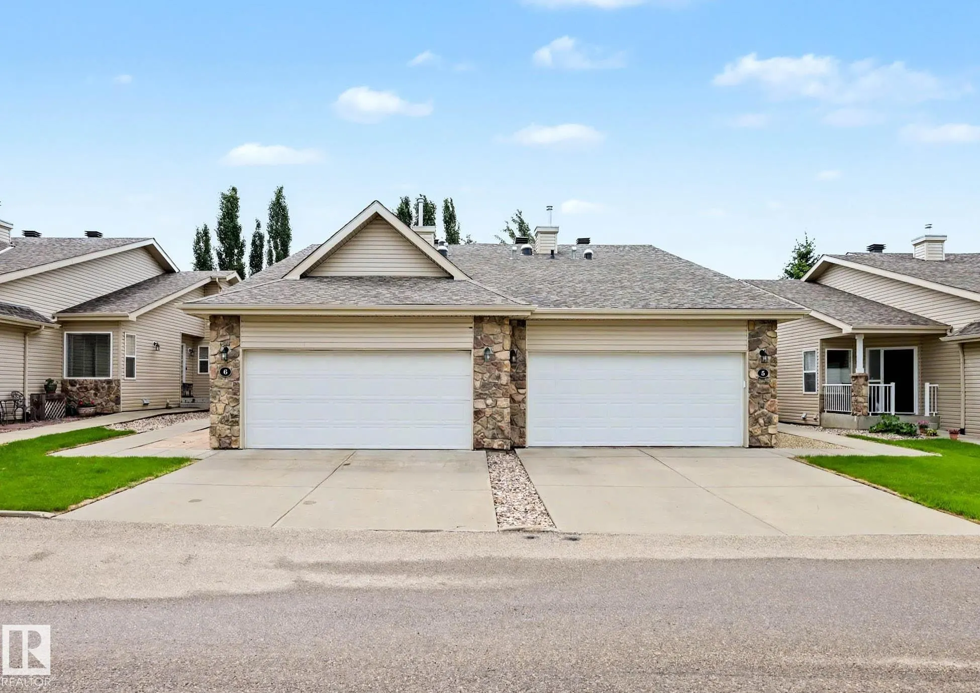 2031 BRENNAN Crescent