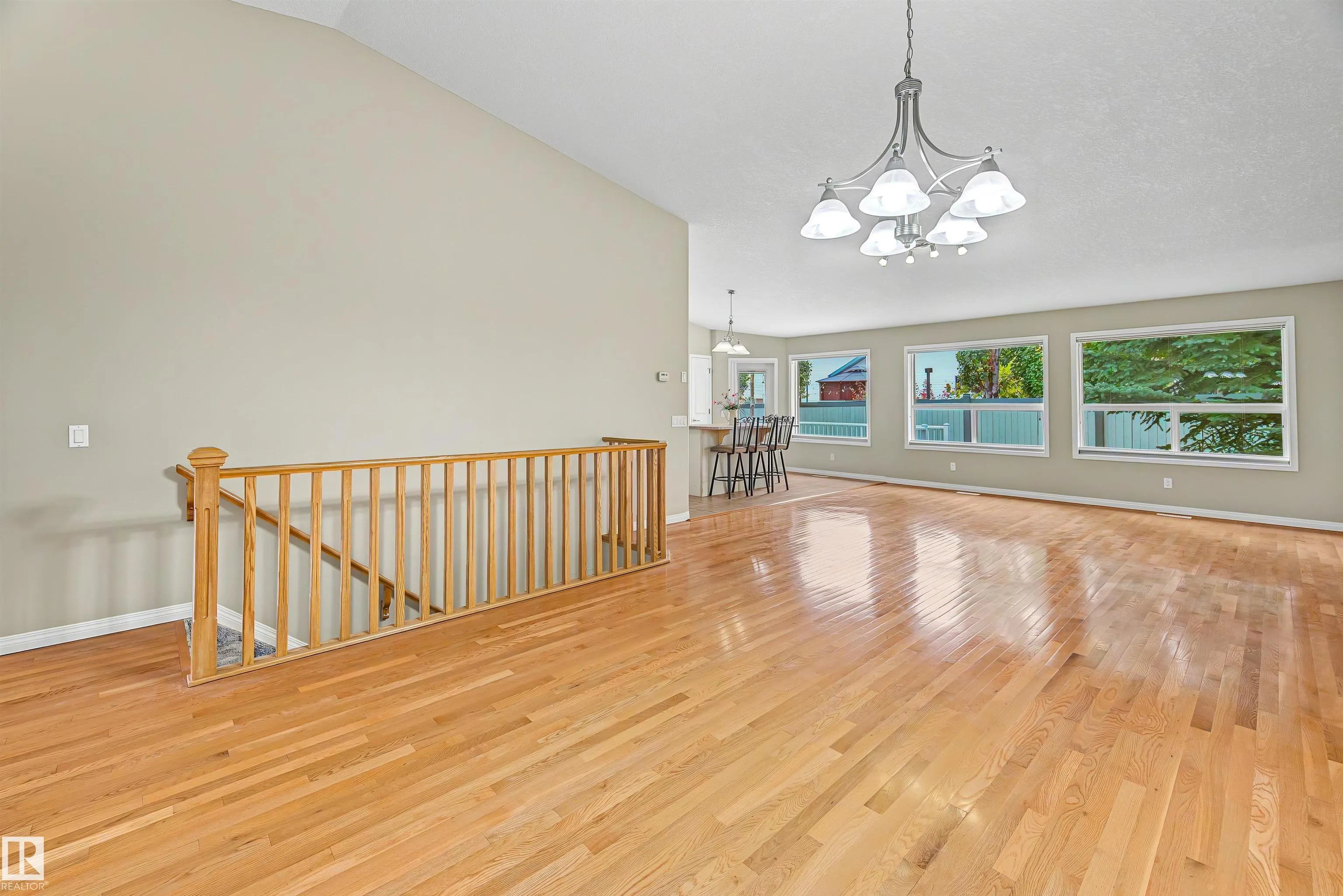 2031 BRENNAN Crescent