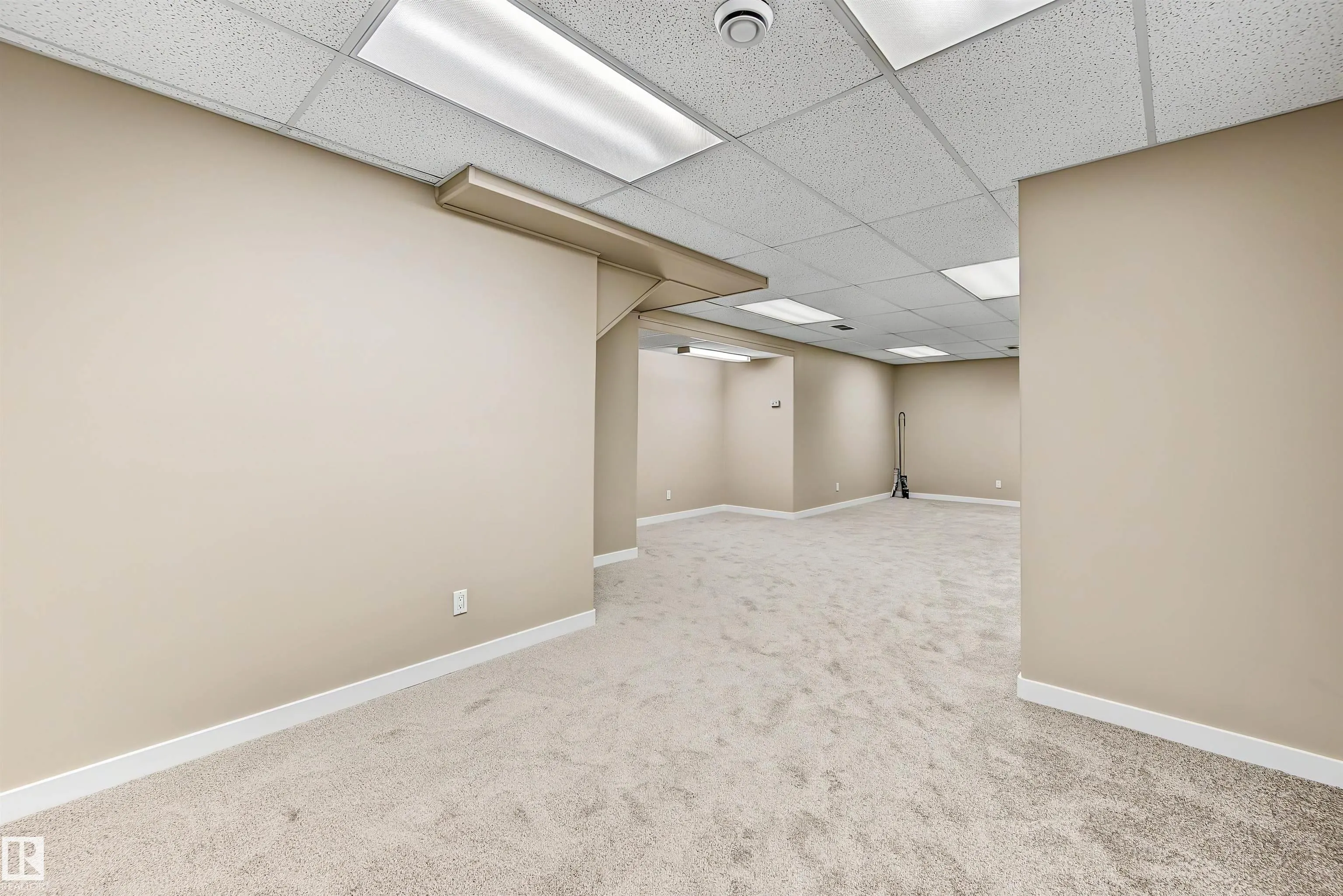 2031 BRENNAN Crescent