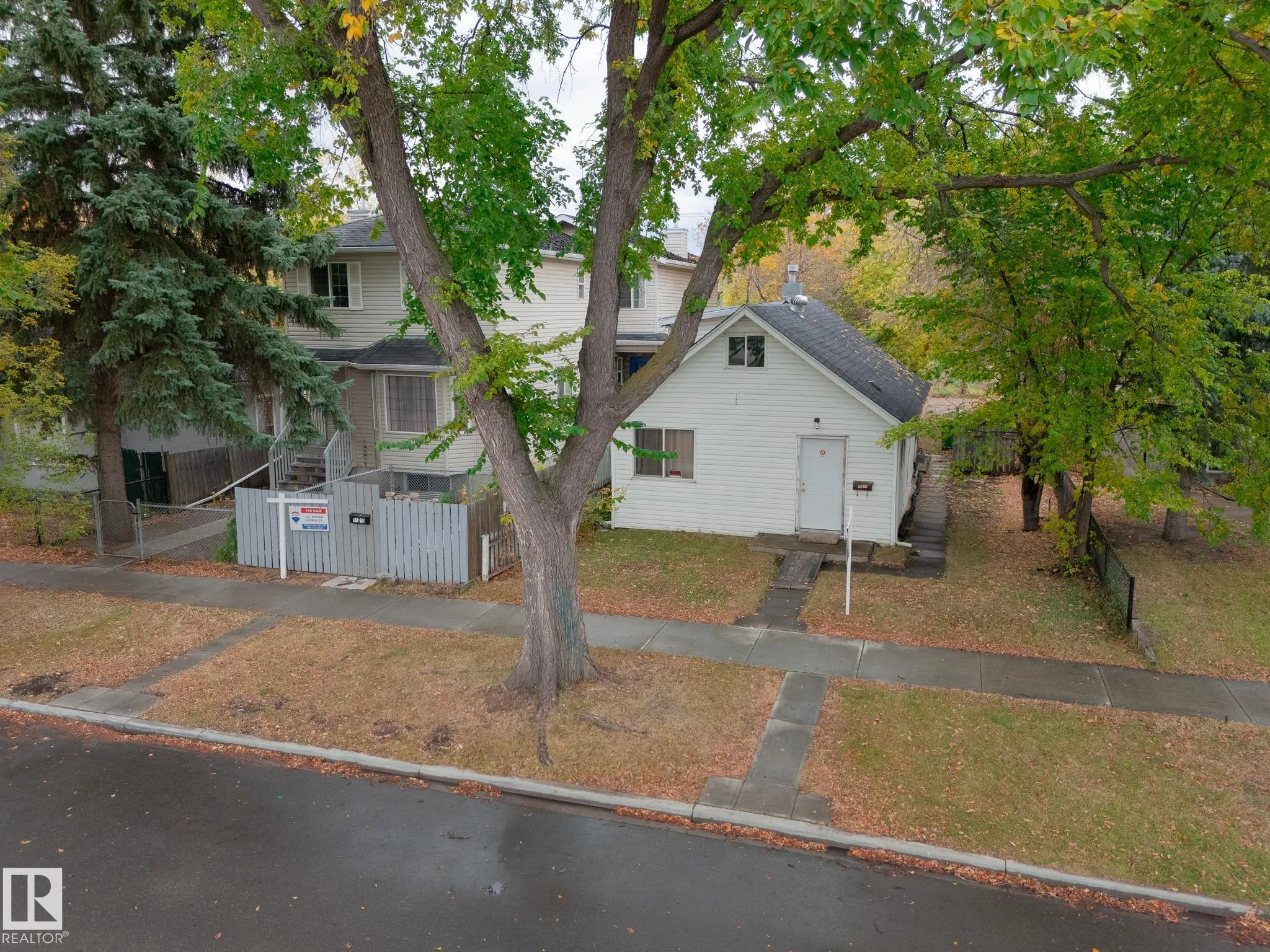 11911 77 Street