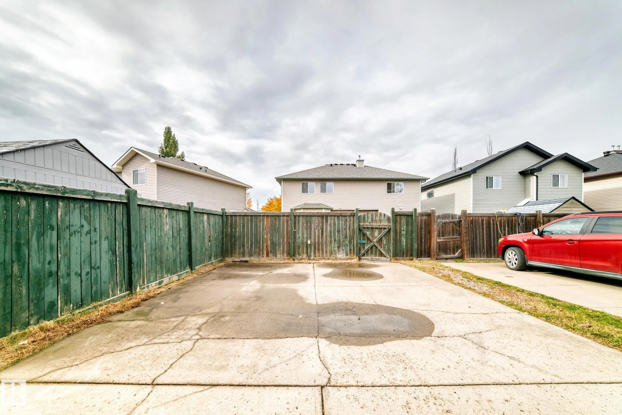 8 SPRUCE VILLAGE Way