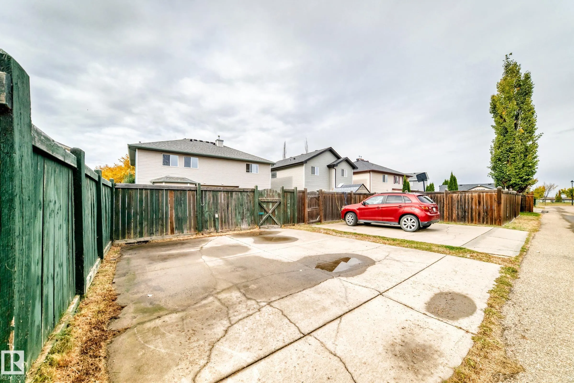 8 SPRUCE VILLAGE Way