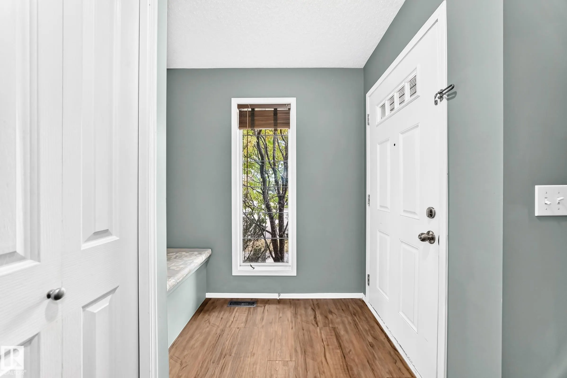 8 SPRUCE VILLAGE Way