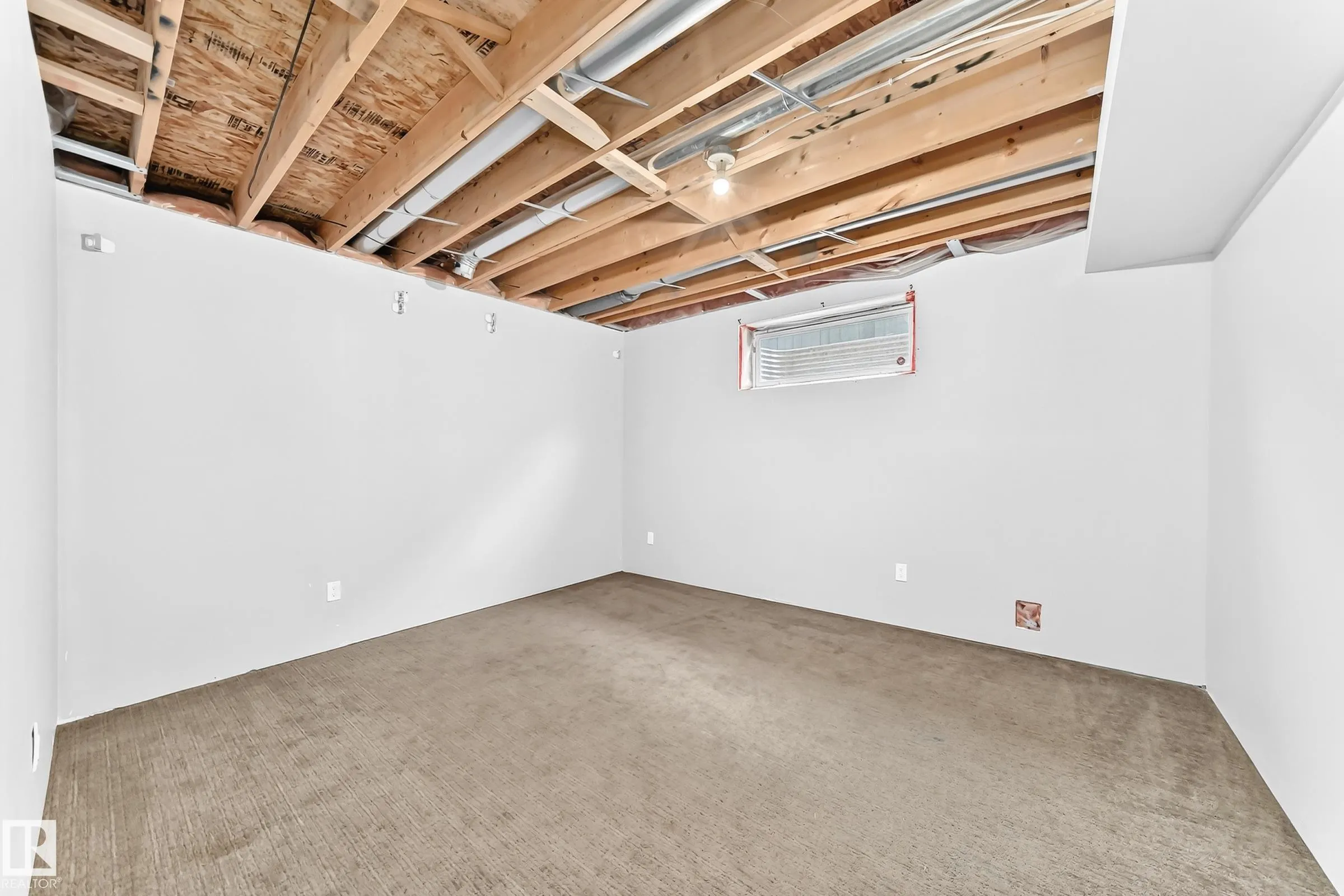 8 SPRUCE VILLAGE Way