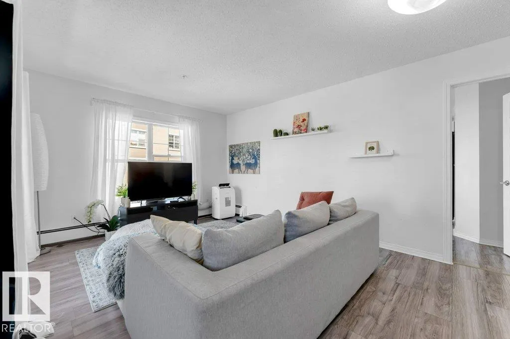 616 MCALLISTER Loop
