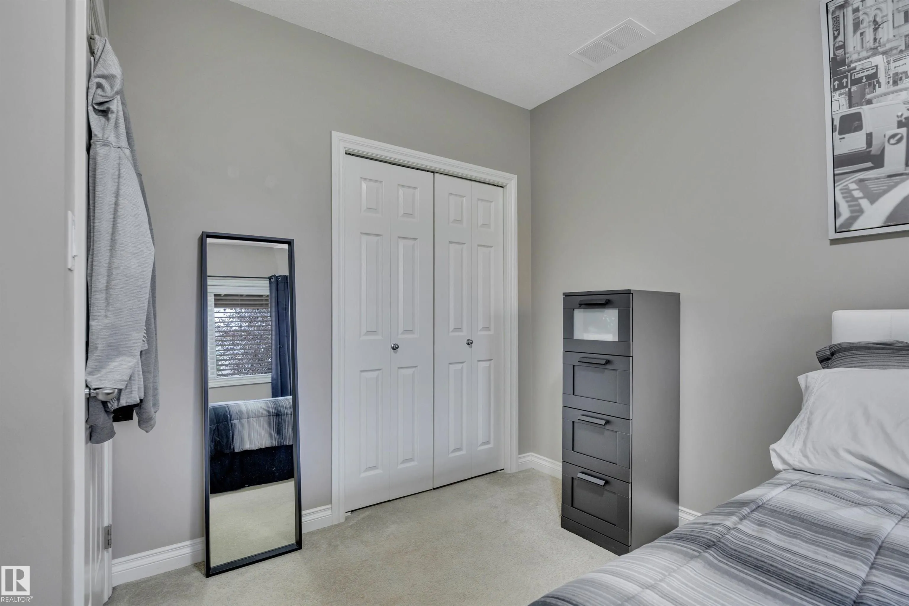 310 Ash Close