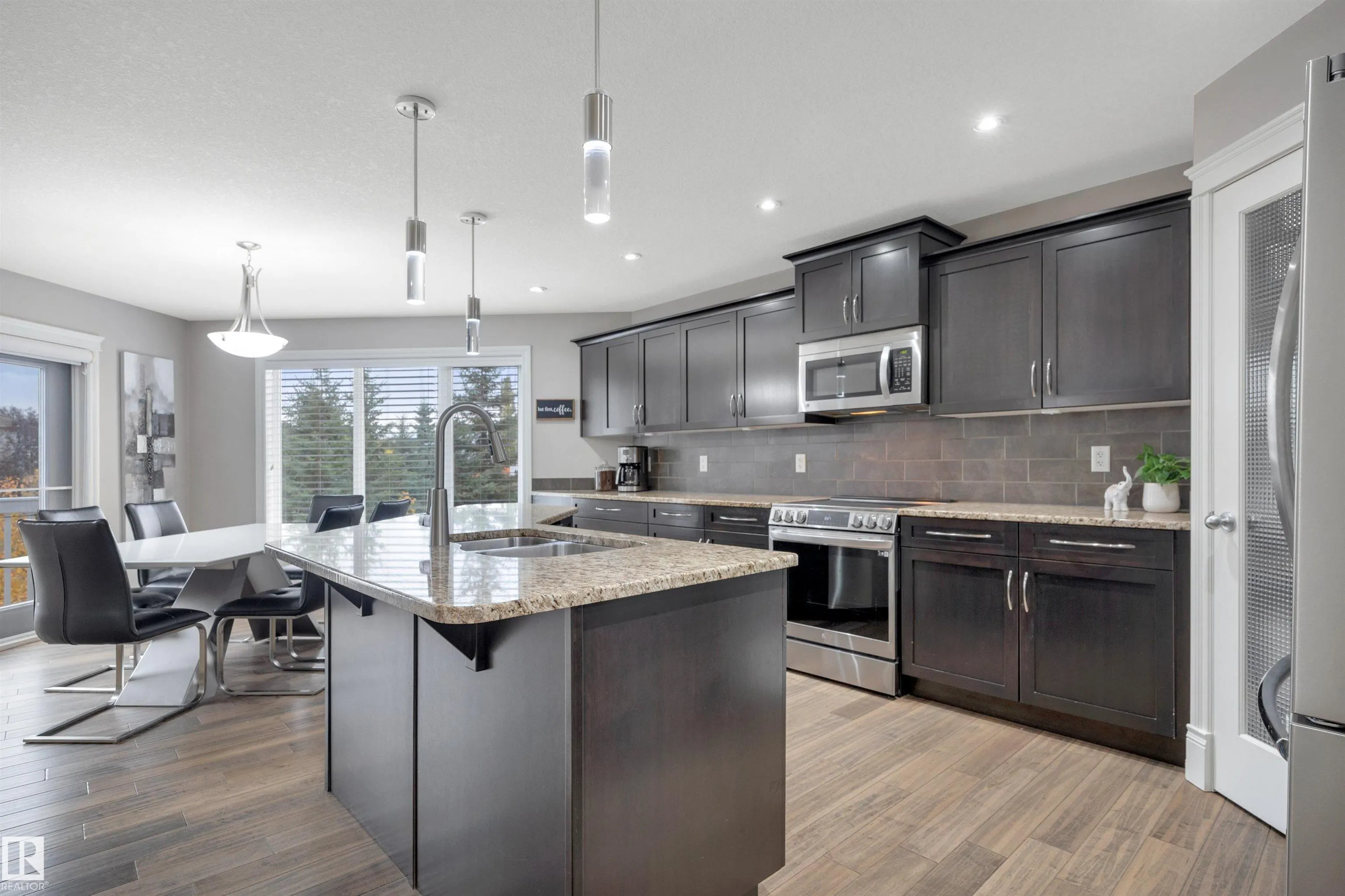 310 Ash Close