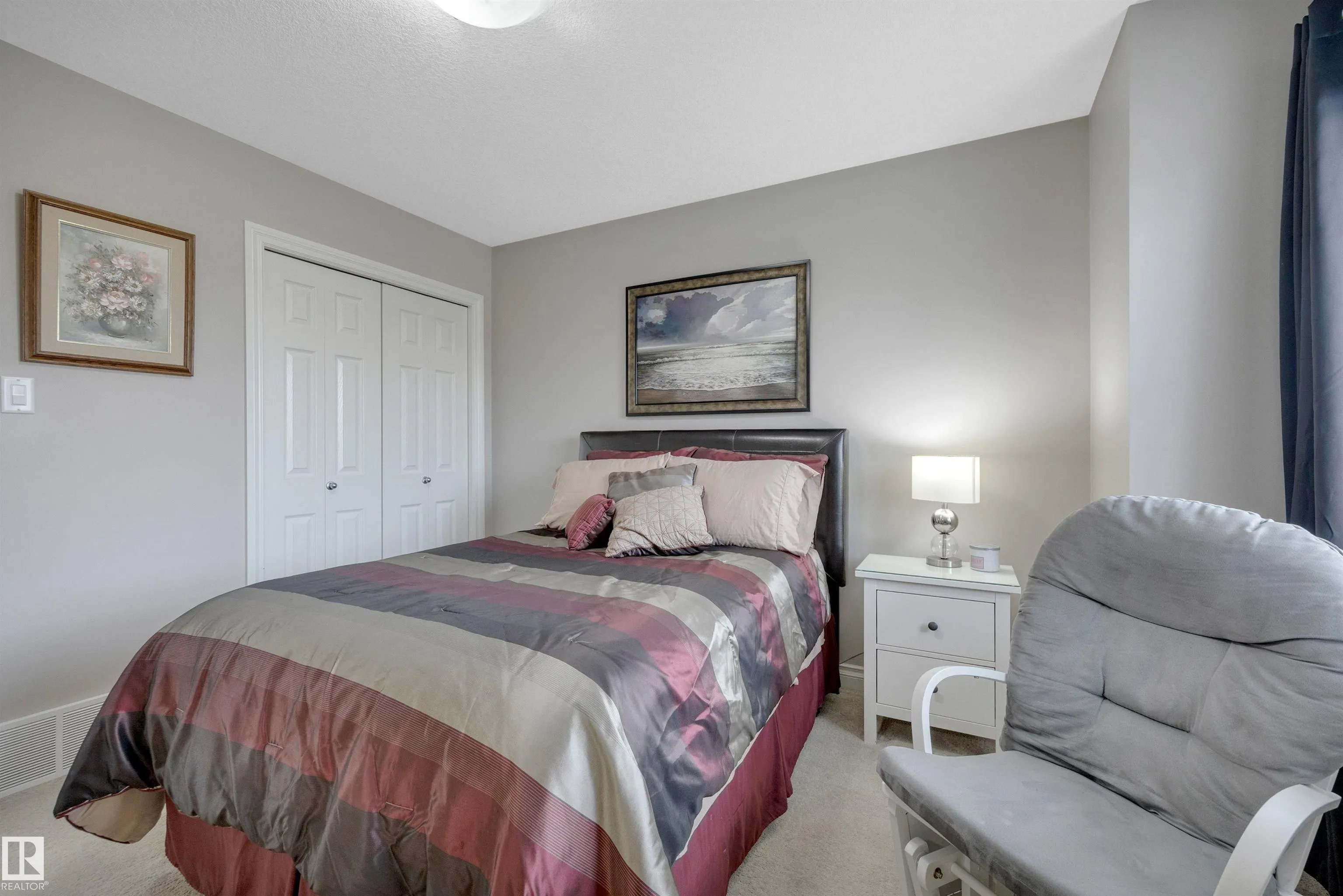 310 Ash Close
