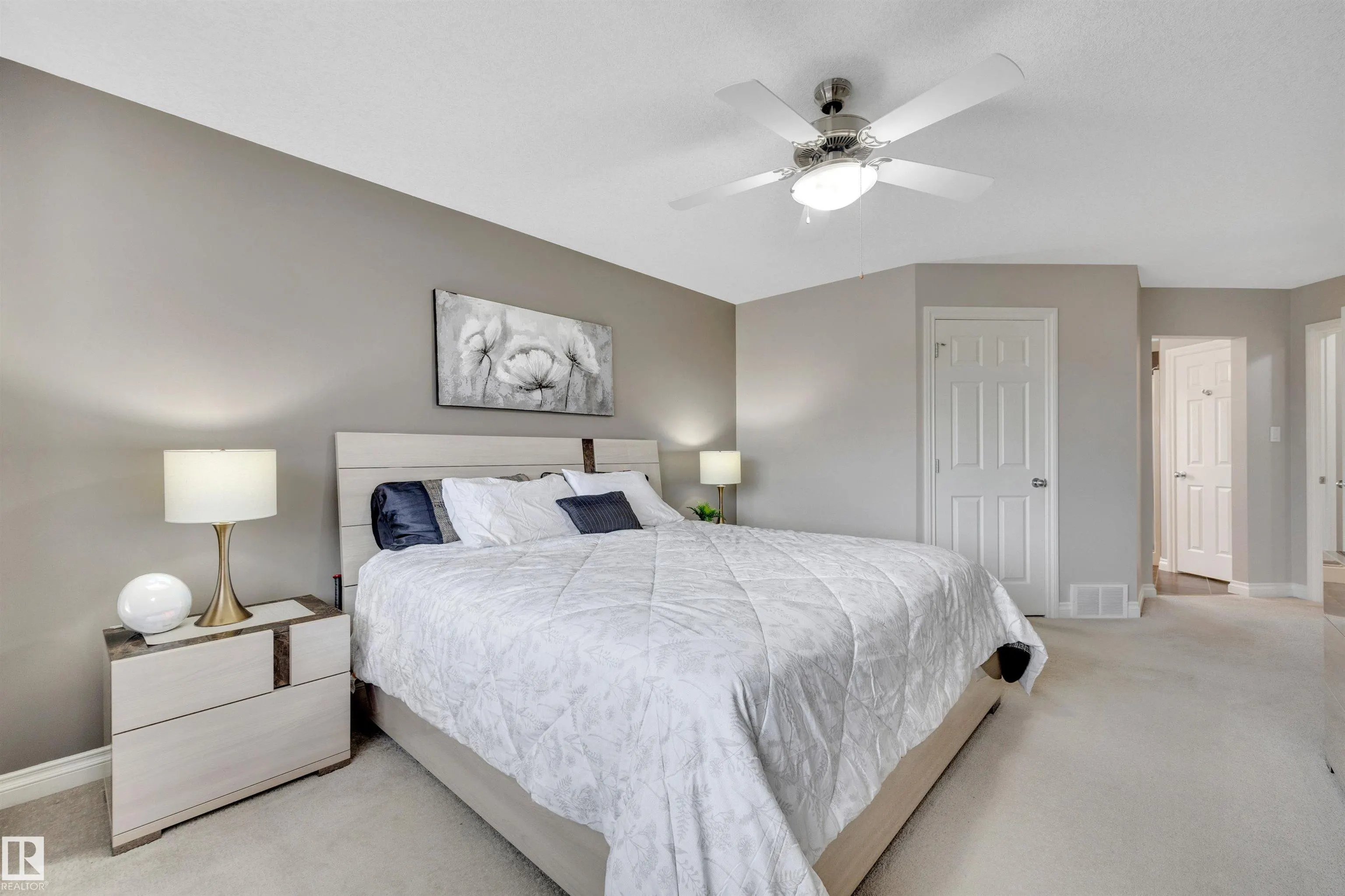 310 Ash Close