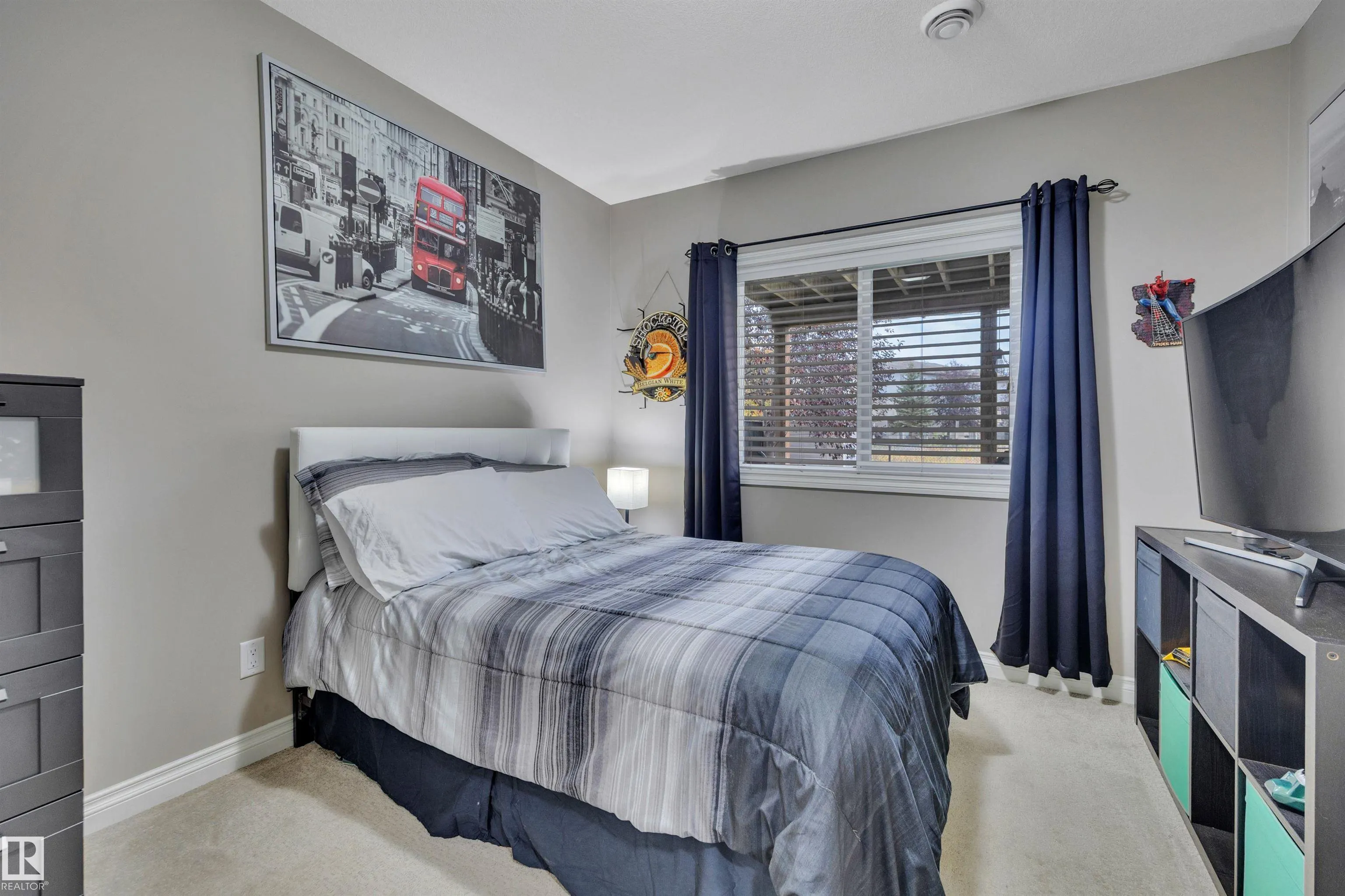 310 Ash Close