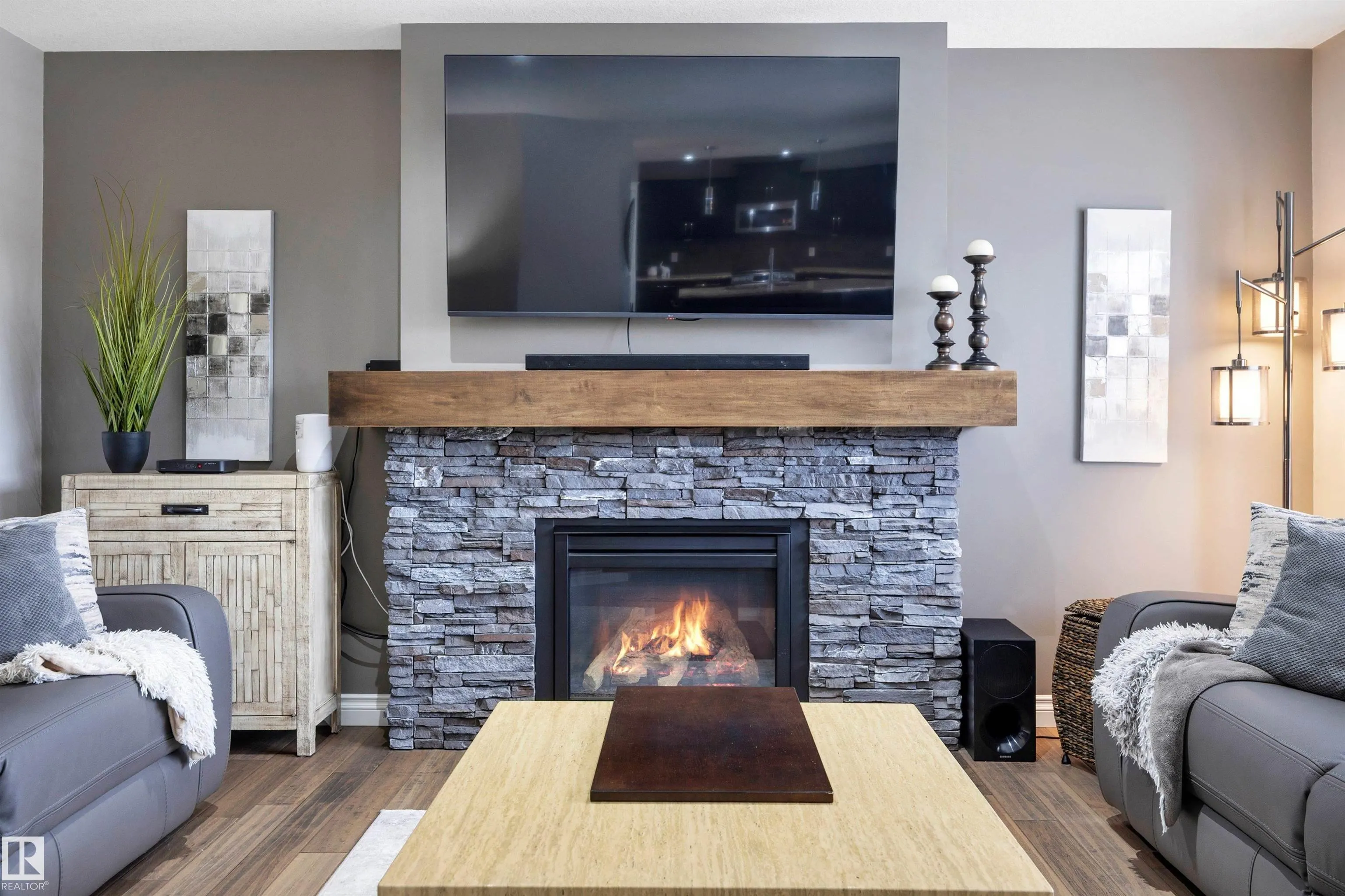 310 Ash Close